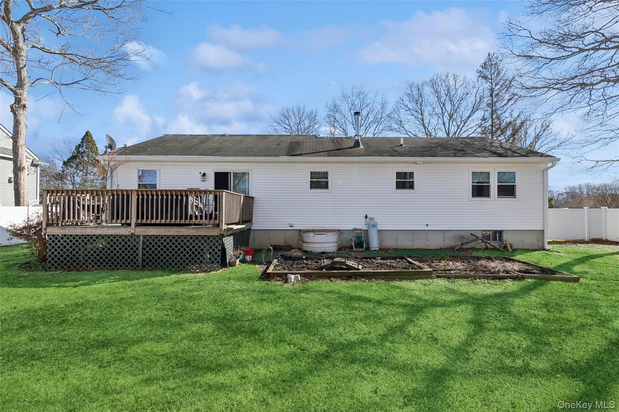 #4 photo, 19 Flintlock Drive, সাফোক কাউন্টি Shirley , NY 11967