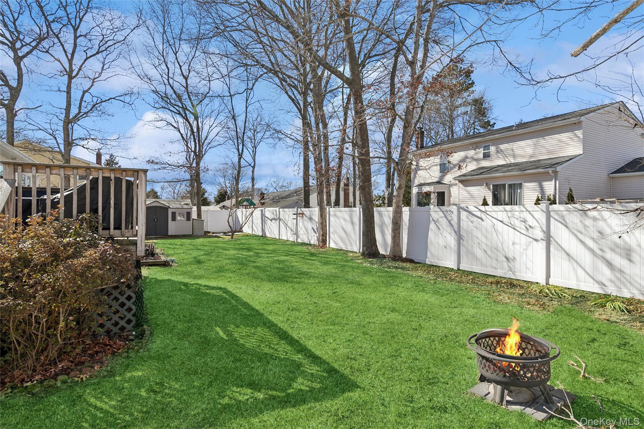 #7 photo, 19 Flintlock Drive, সাফোক কাউন্টি Shirley , NY 11967