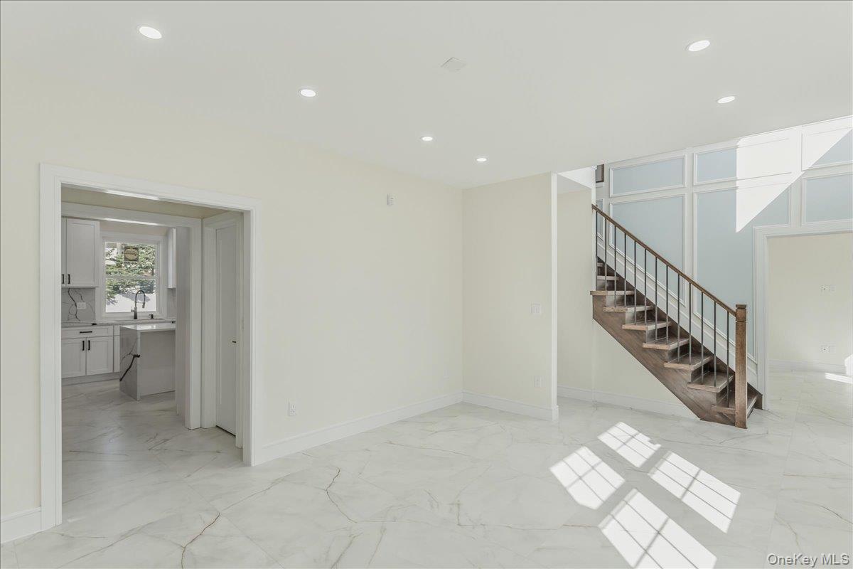 #2 photo, 3 Cornell Avenue, নাসাউ কাউন্টি Hicksville , NY 11801