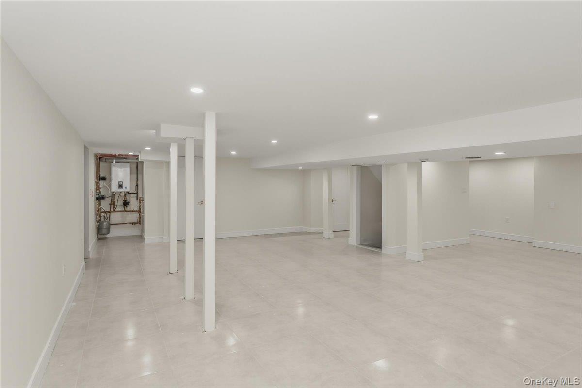 #20 photo, 3 Cornell Avenue, নাসাউ কাউন্টি Hicksville , NY 11801