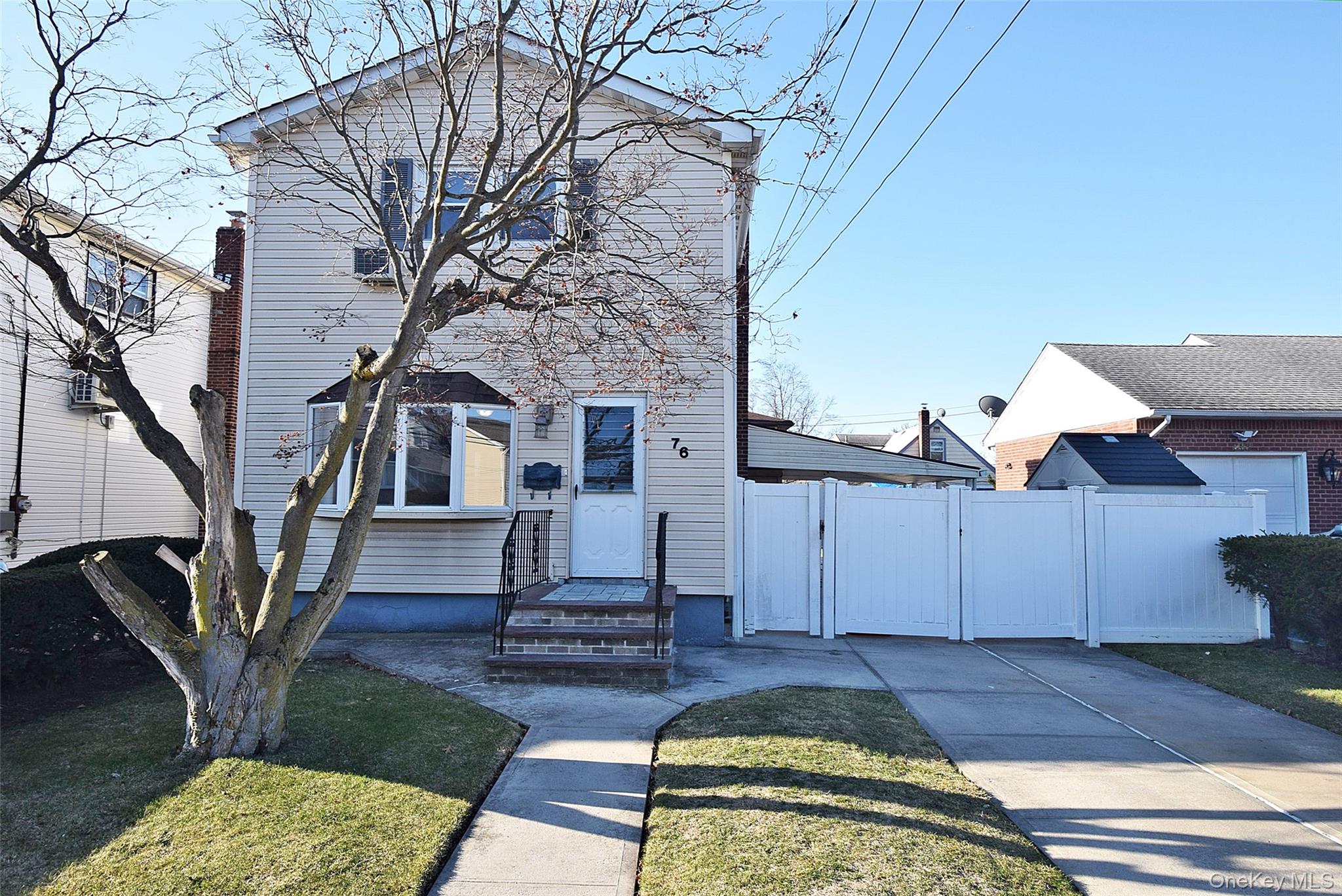 #1 photo, 76 Hoffman Avenue, নাসাউ কাউন্টি Elmont , NY 11003