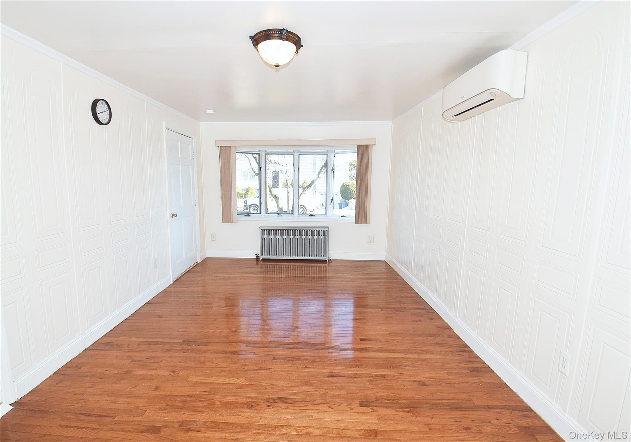 #2 photo, 76 Hoffman Avenue, নাসাউ কাউন্টি Elmont , NY 11003