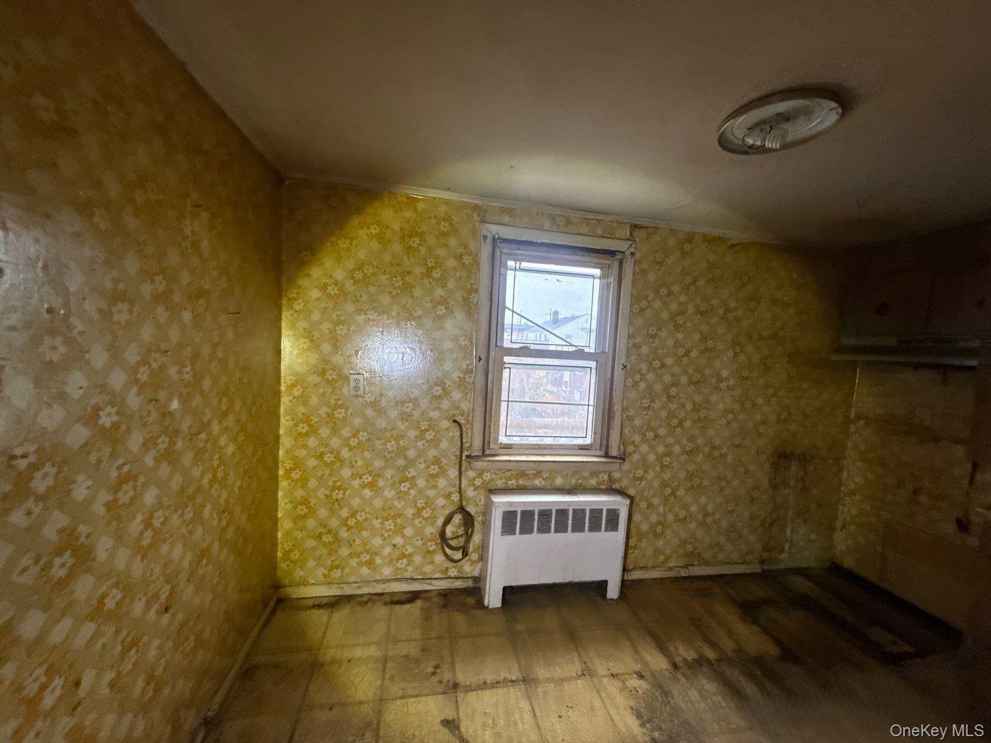 #12 photo, 58 Roosevelt Place, নাসাউ কাউন্টি Island Park , NY 11558