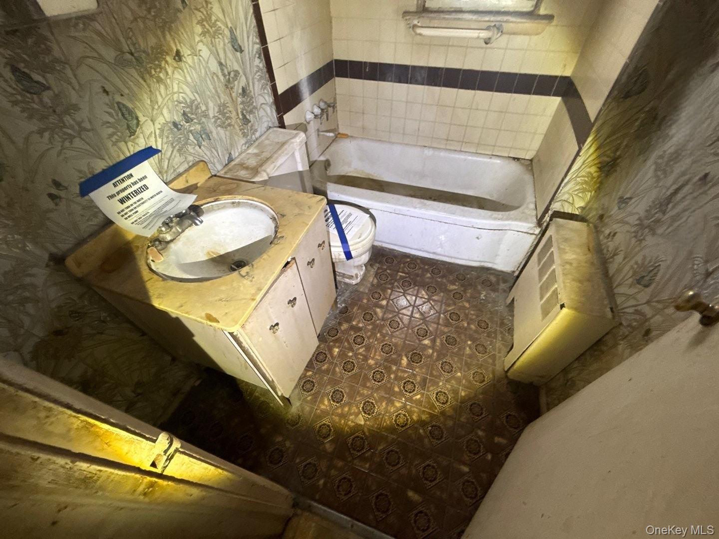 #13 photo, 58 Roosevelt Place, নাসাউ কাউন্টি Island Park , NY 11558