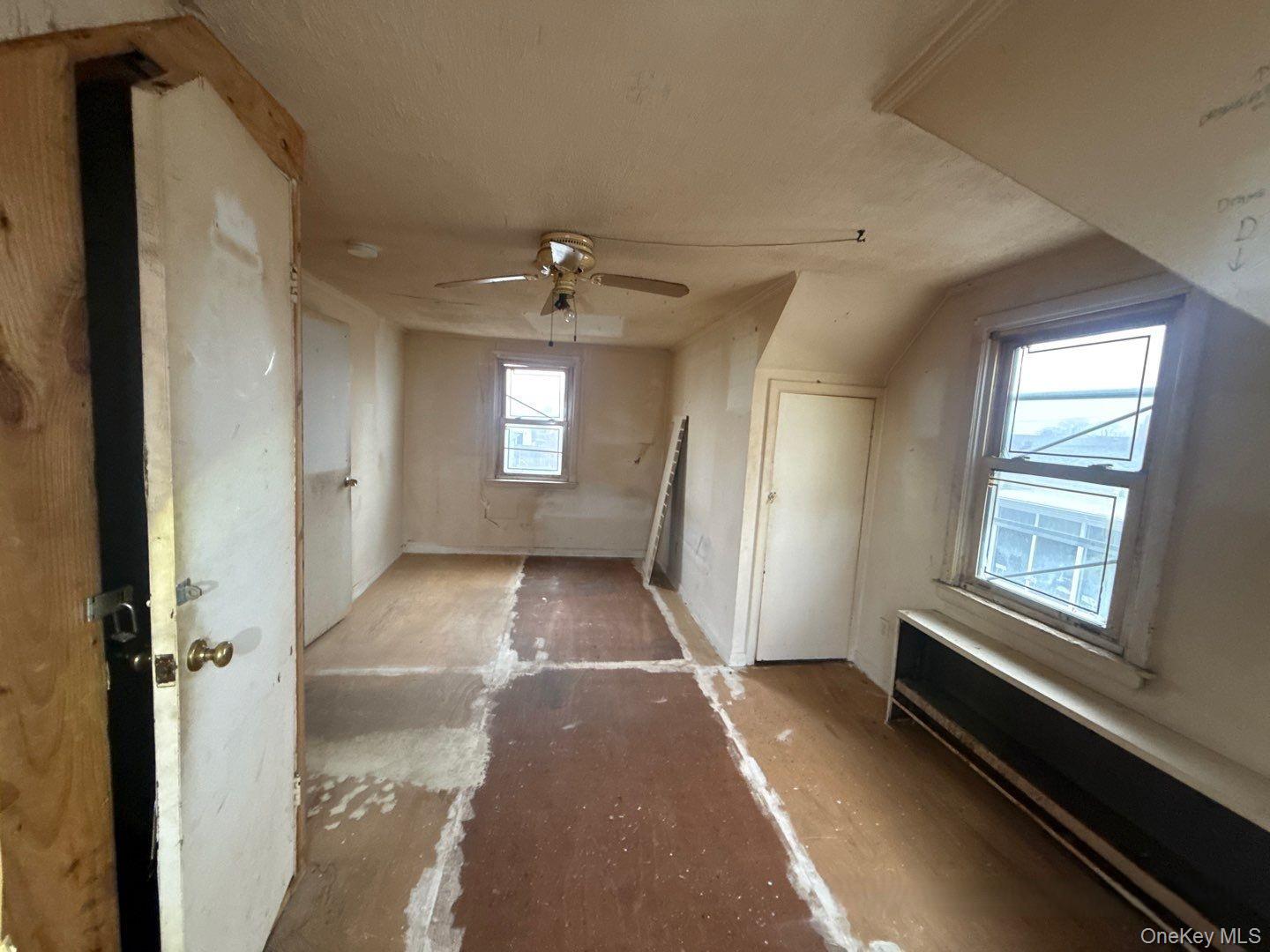 #14 photo, 58 Roosevelt Place, নাসাউ কাউন্টি Island Park , NY 11558