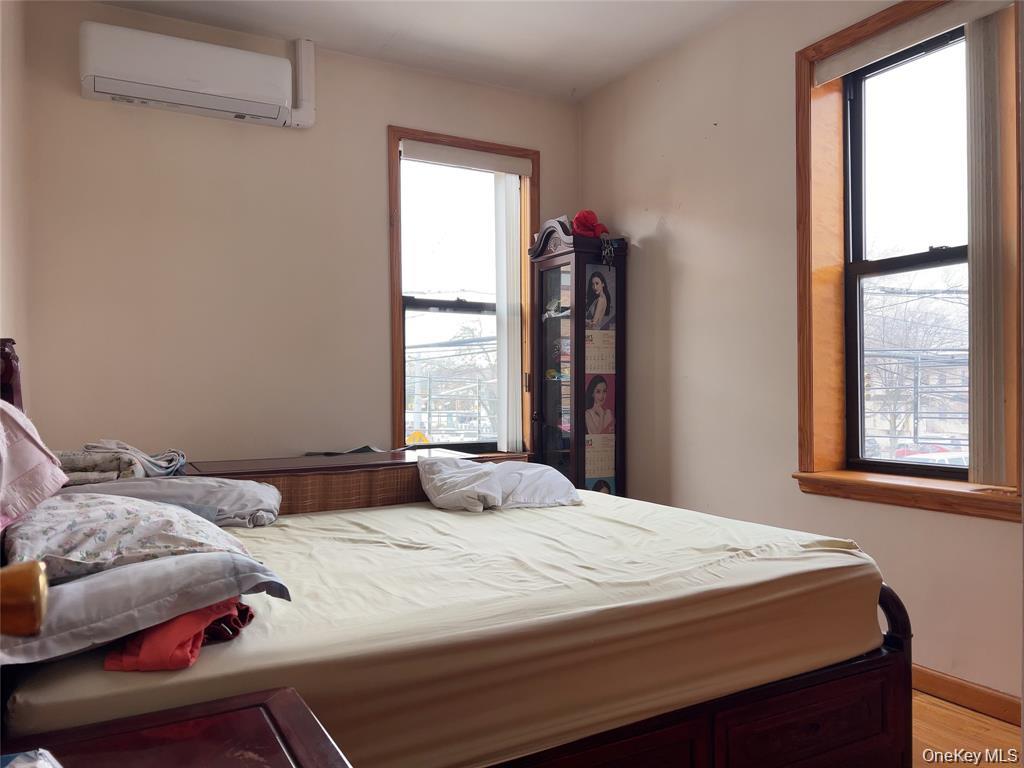 #10 photo, 3201 junction, East Elmhurst , NY 11369