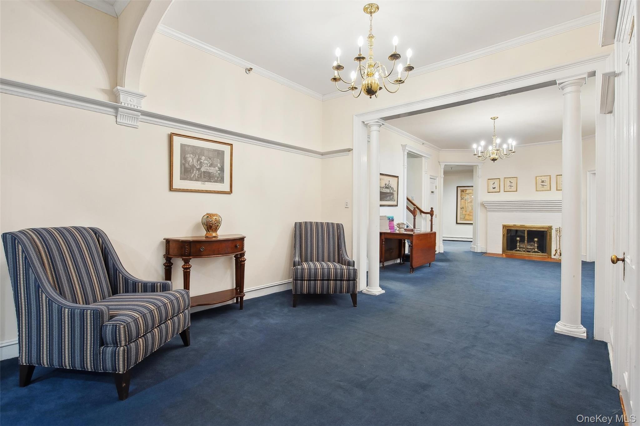 #11 photo, 33 W 2nd Street, সাফোক কাউন্টি Riverhead , NY 11901