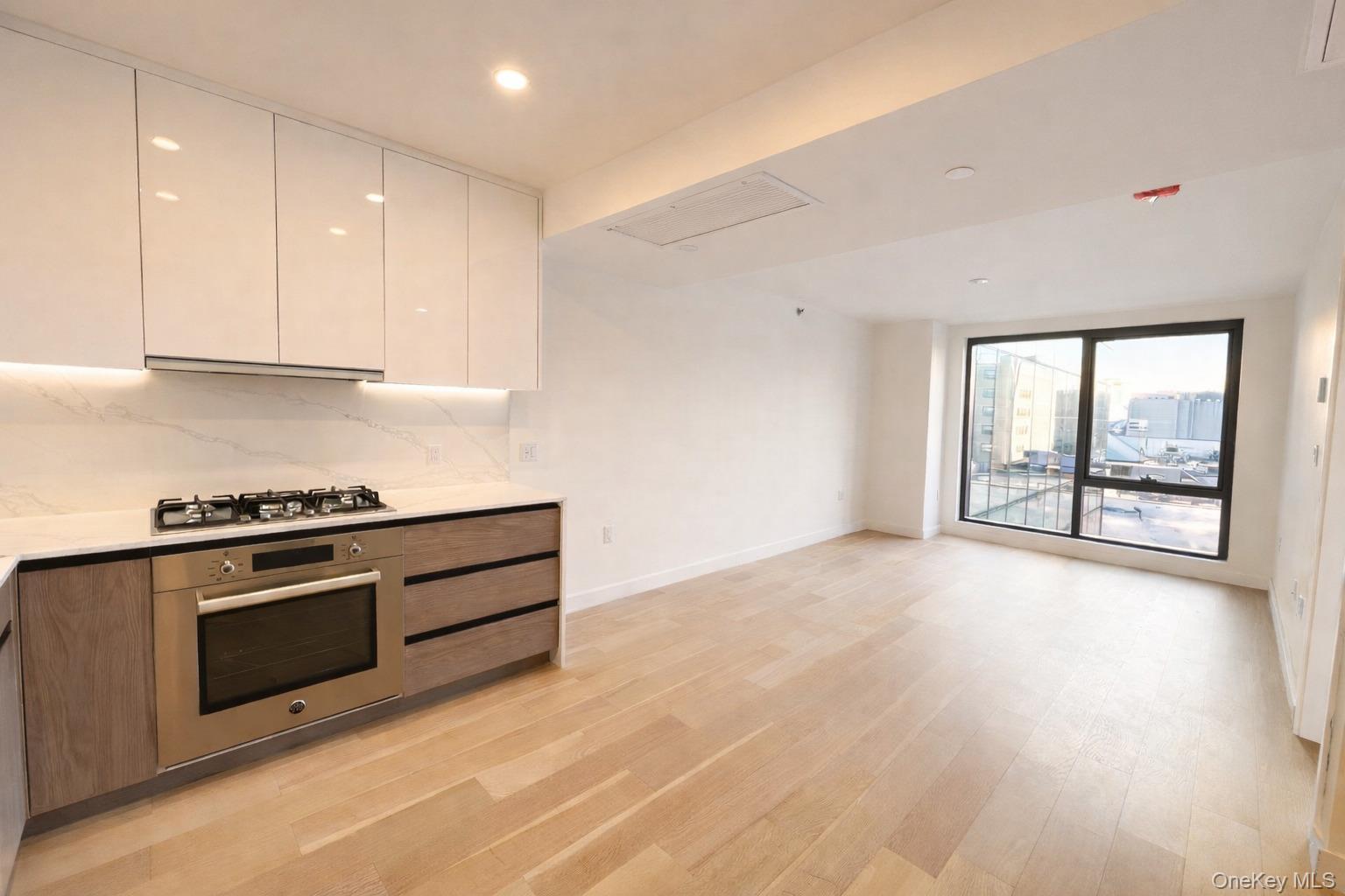 #2 photo, 14449 Northern Boulevard, Flushing , NY 11354