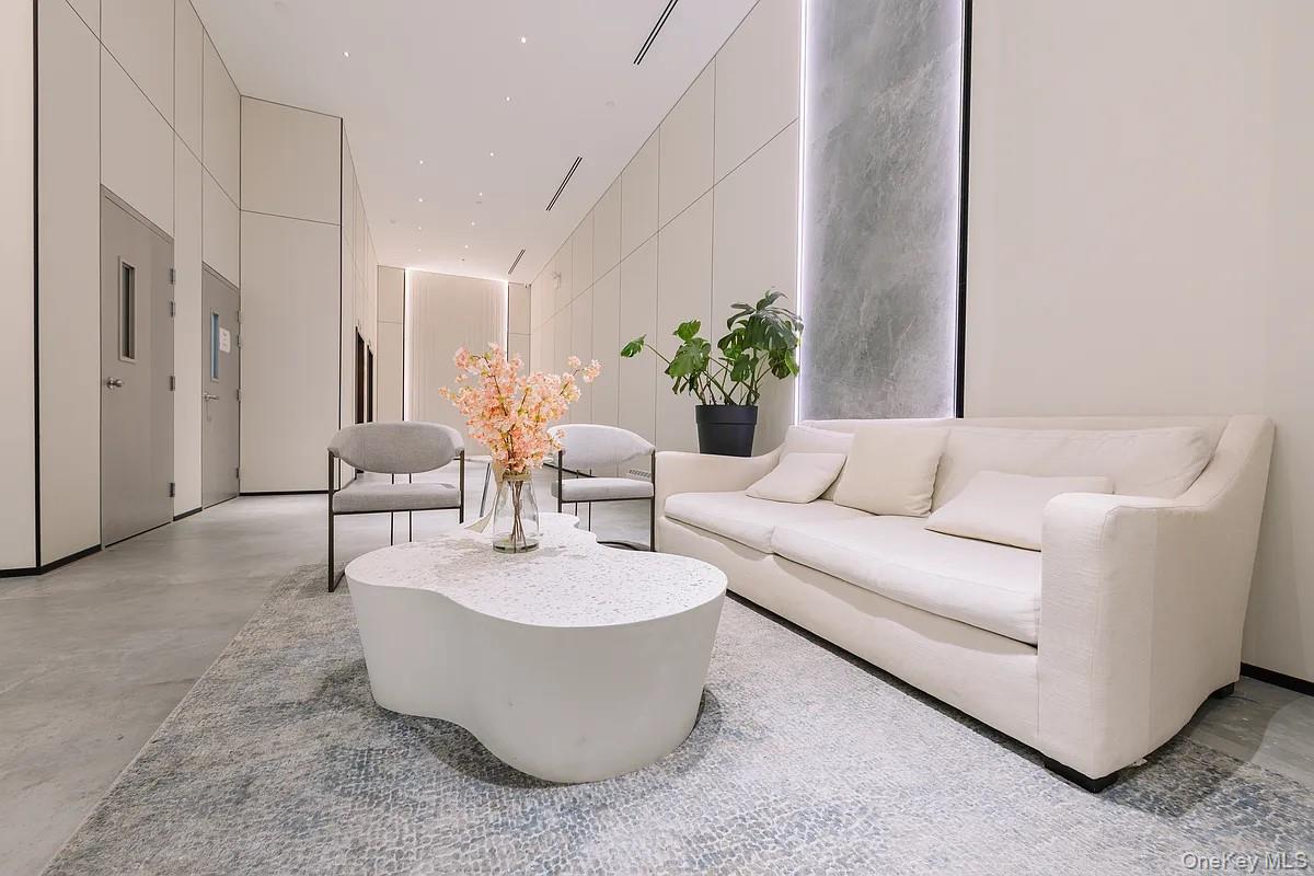 #2 photo, 14449 Northern Boulevard, কুইন্‌স Flushing , NY 11354