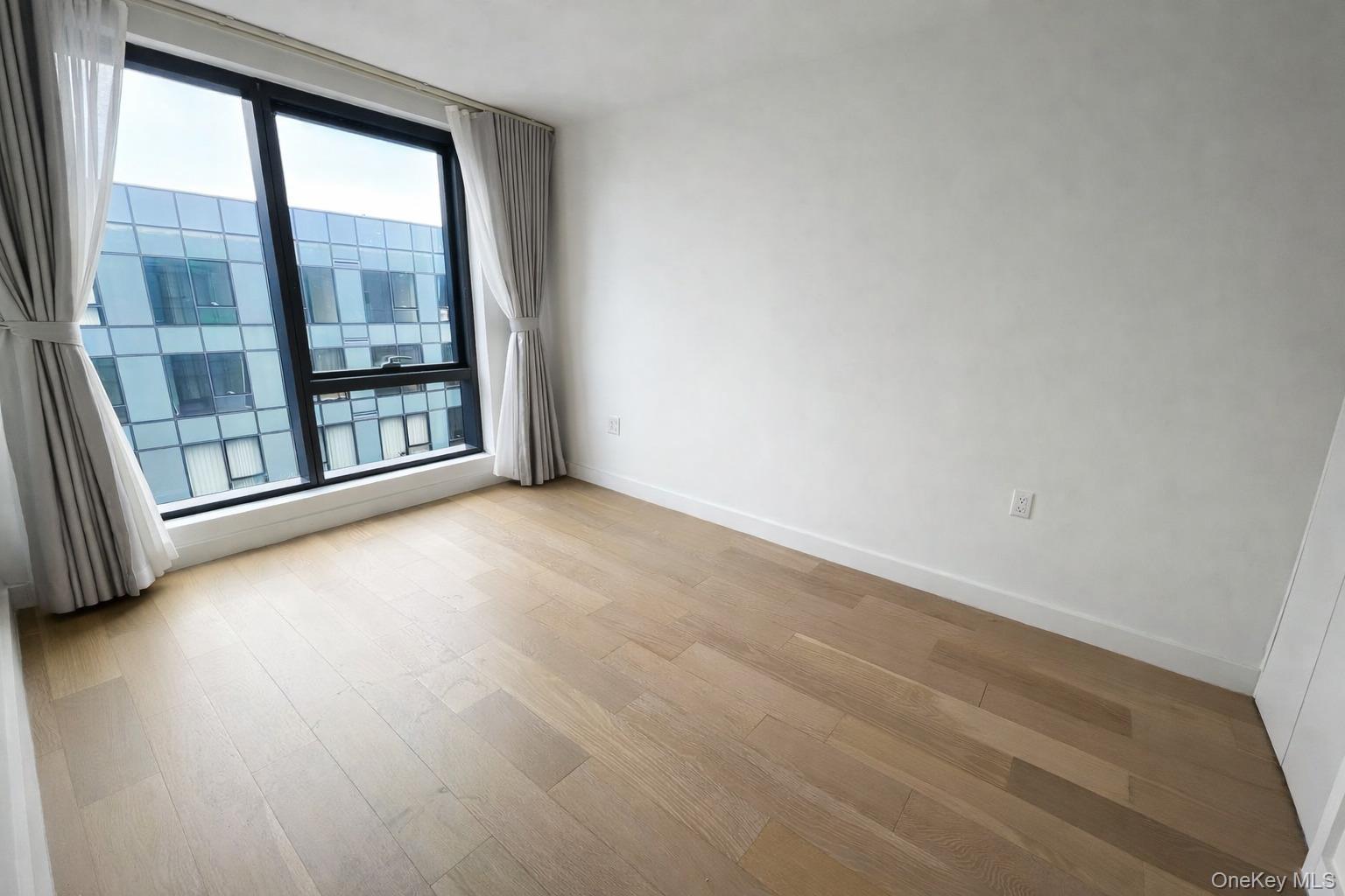 #7 photo, 14449 Northern Boulevard, কুইন্‌স Flushing , NY 11354