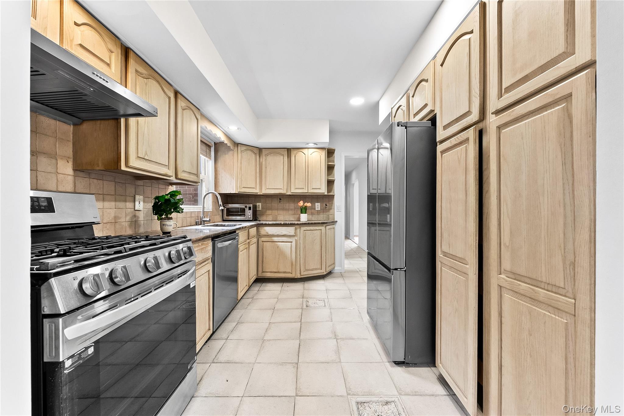 #11 photo, 219-01 82nd Avenue, Queens Village , NY 11427