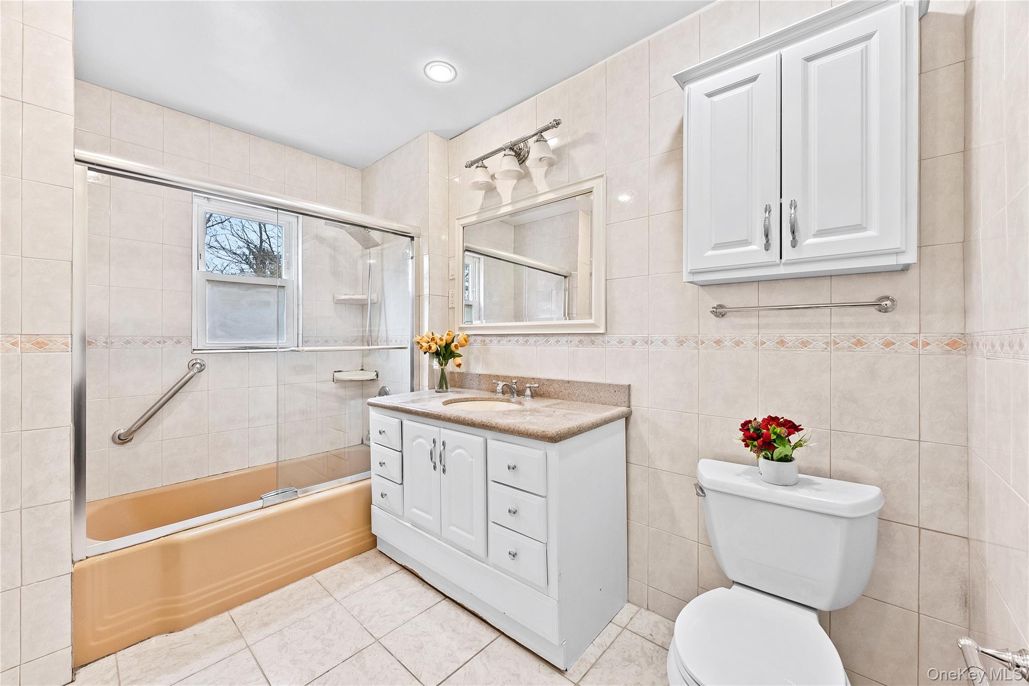 #15 photo, 219-01 82nd Avenue, Queens Village , NY 11427