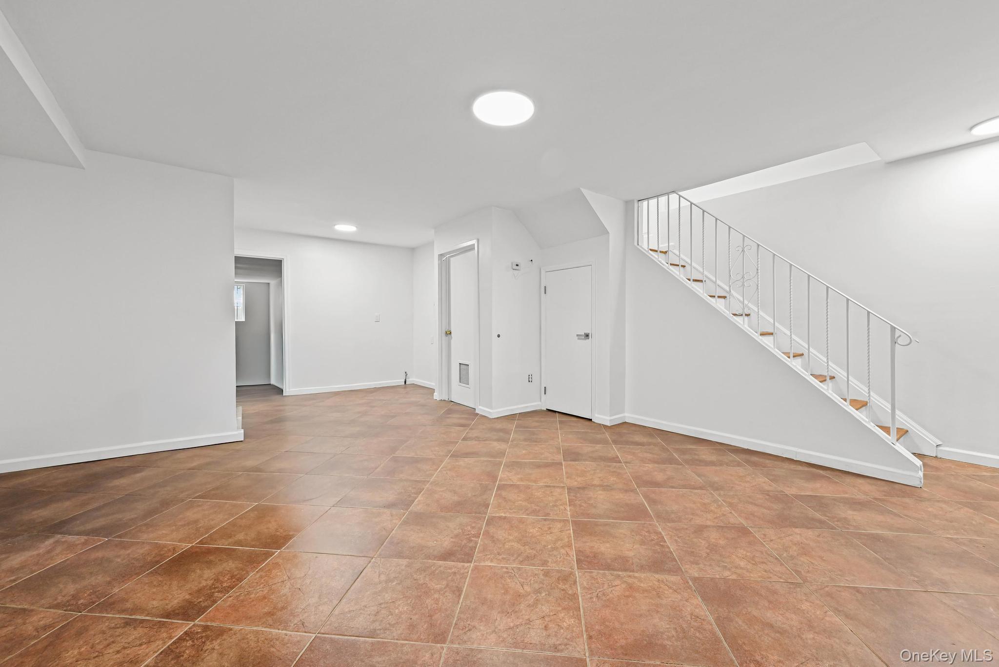 #18 photo, 93-29 91st Avenue, Woodhaven , NY 11421