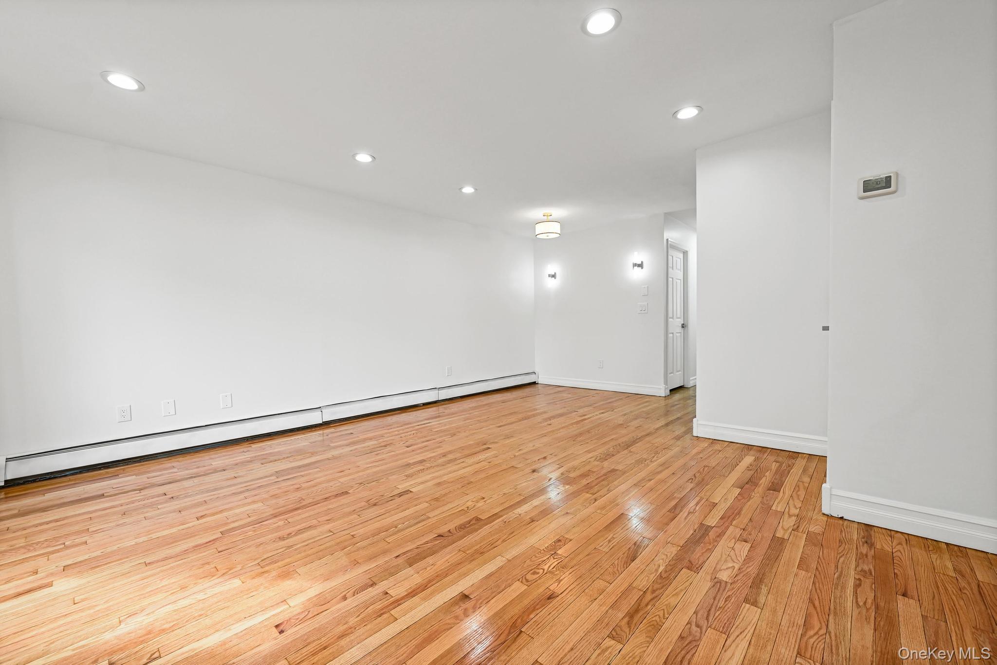 #3 photo, 93-29 91st Avenue, Woodhaven , NY 11421