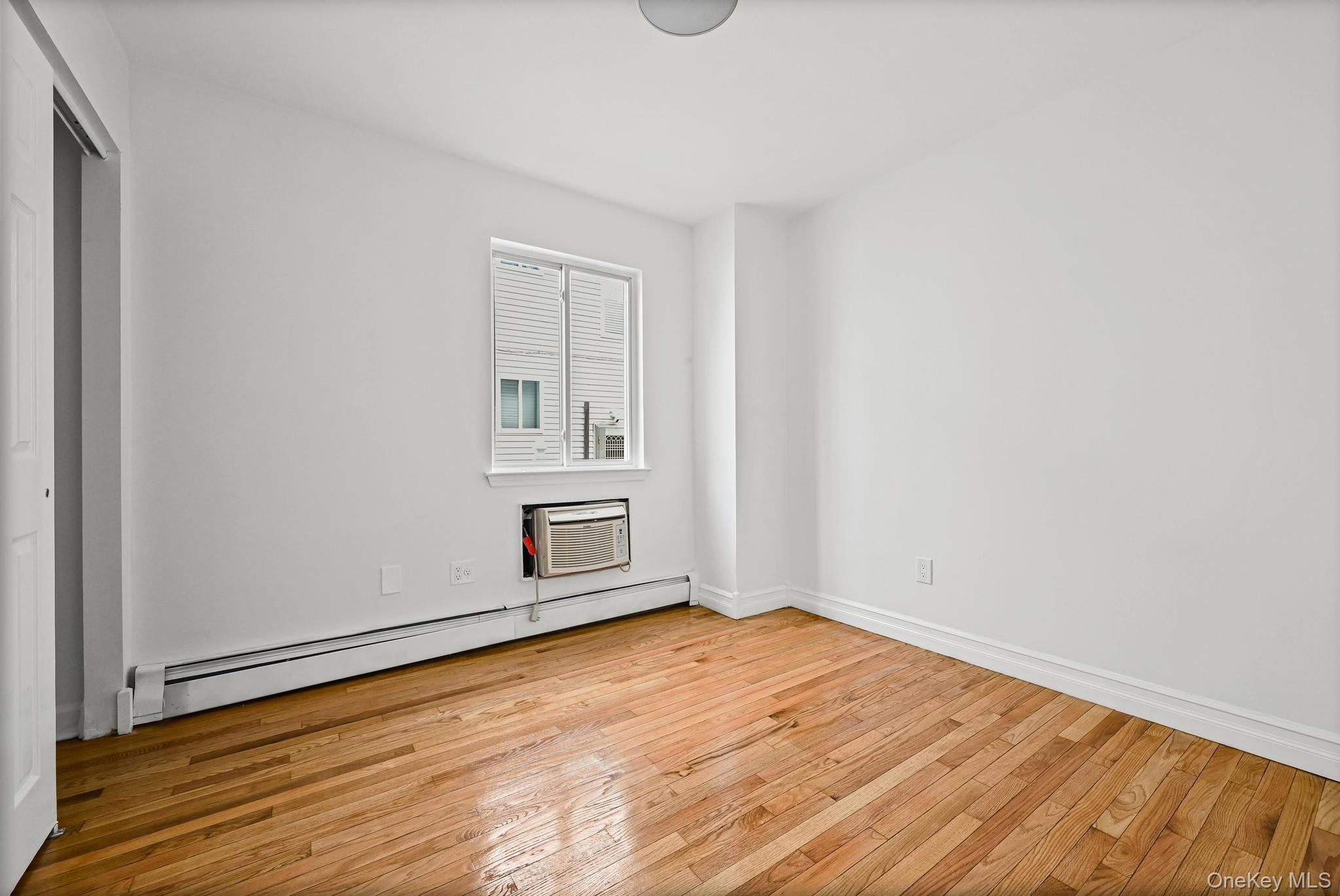 #8 photo, 93-29 91st Avenue, Woodhaven , NY 11421