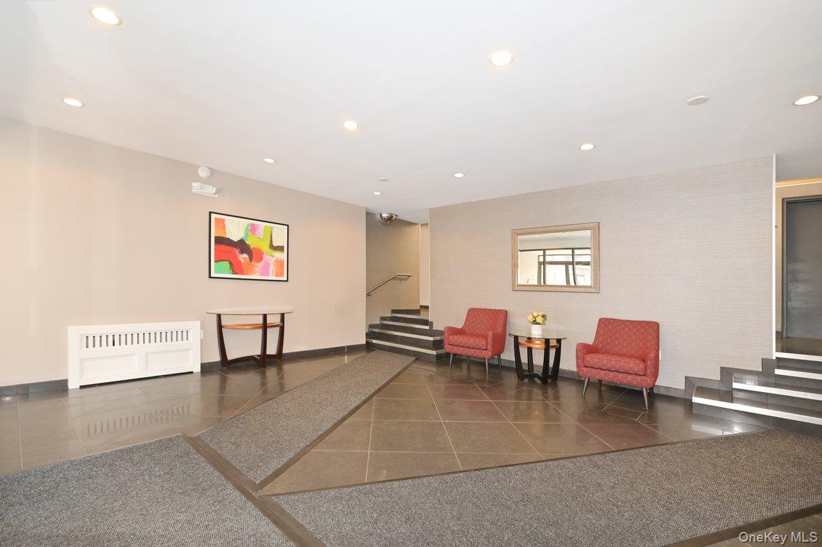 #15 photo, 4 Birchwood Court, নাসাউ কাউন্টি Mineola , NY 11501