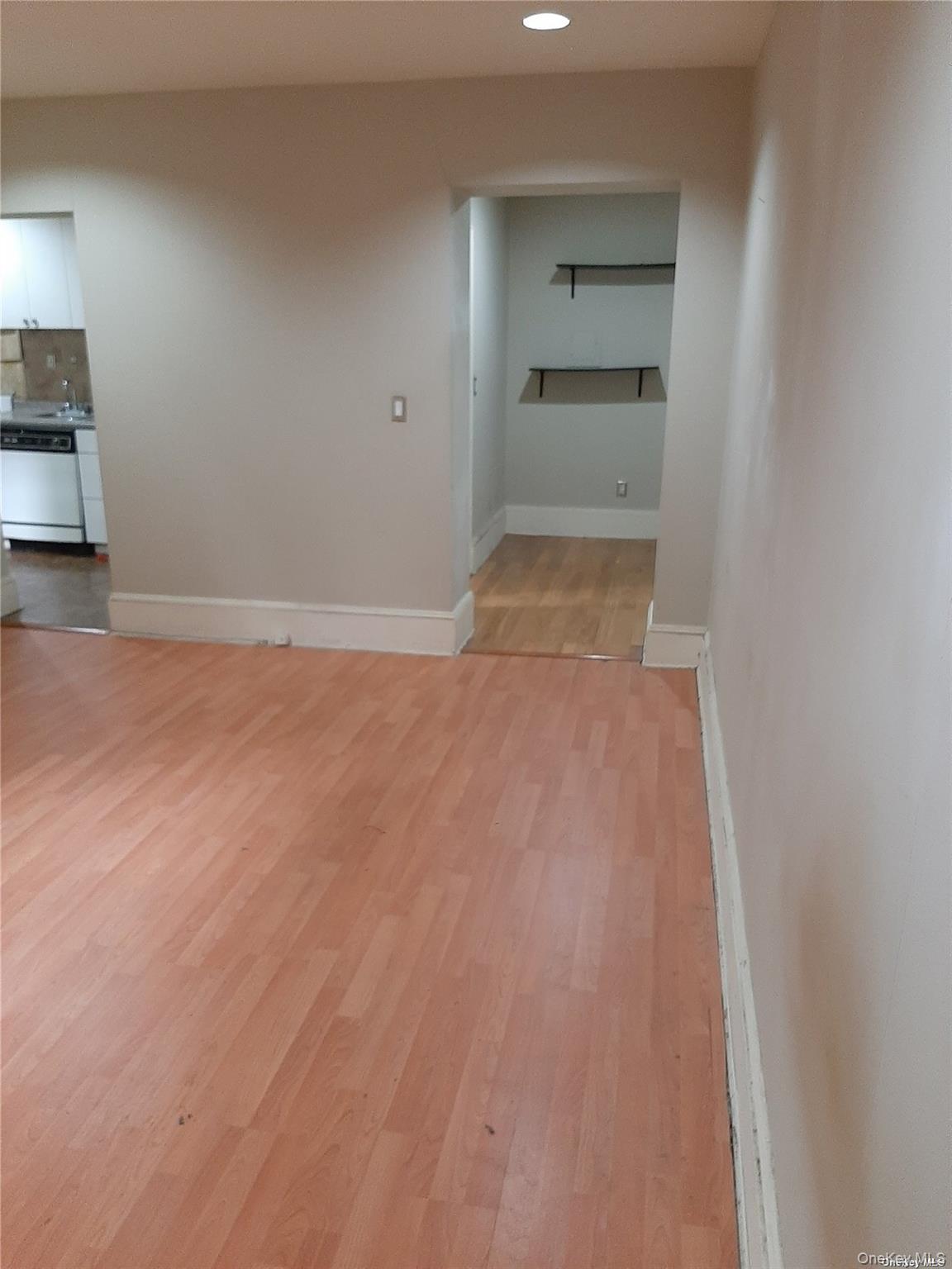 #15 photo, 1 Hillside Avenue, নাসাউ কাউন্টি Great Neck , NY 11021