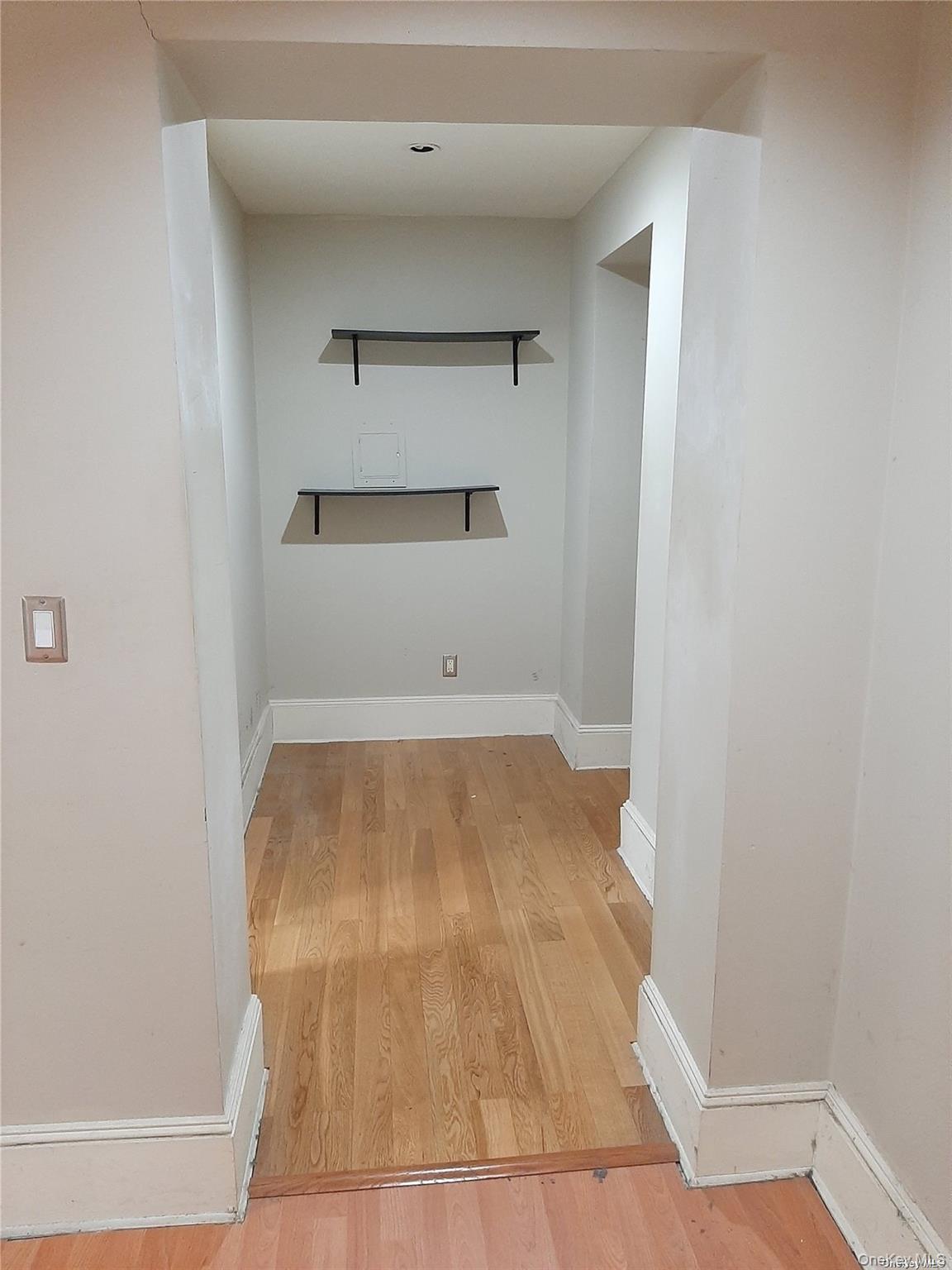 #3 photo, 1 Hillside Avenue, নাসাউ কাউন্টি Great Neck , NY 11021