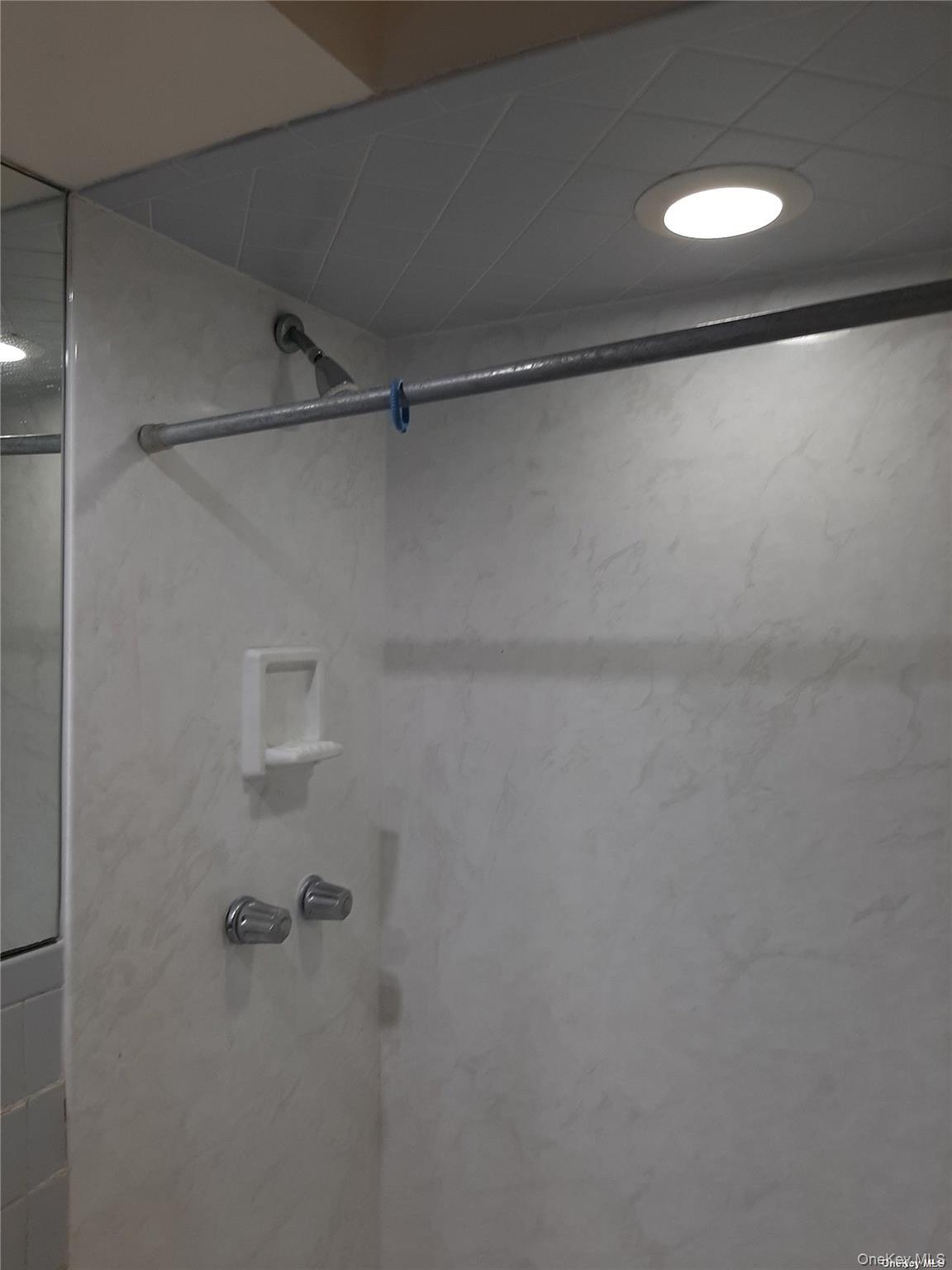 #5 photo, 1 Hillside Avenue, নাসাউ কাউন্টি Great Neck , NY 11021