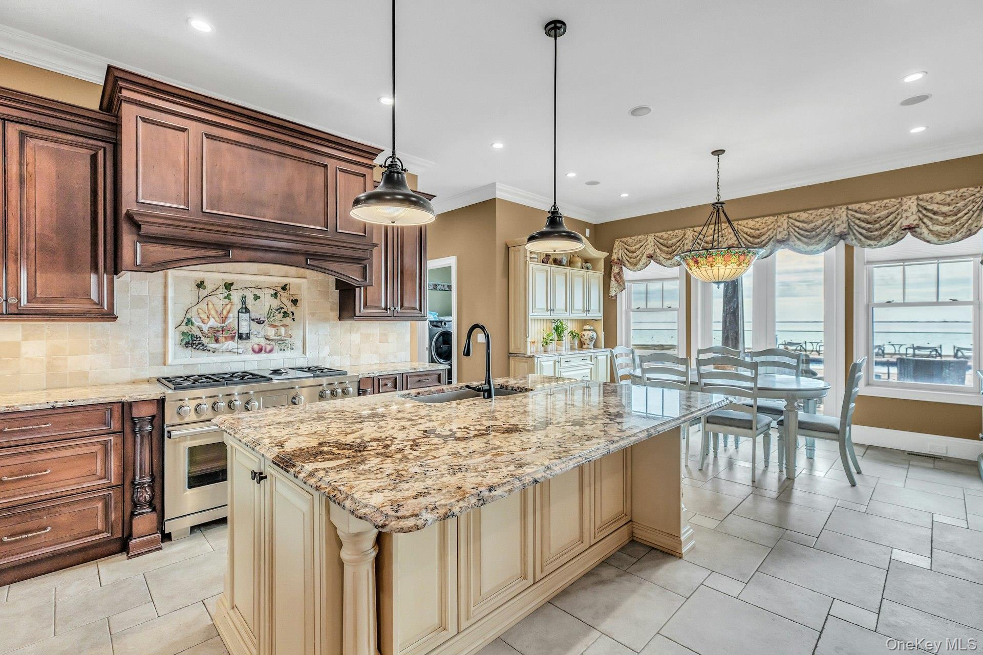 #5 photo, 4 Shoal Drive, West Islip , NY 11795