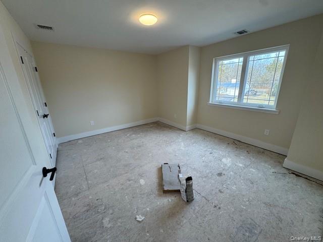 #19 photo, 2384 B N/C Walnut Avenue, Ronkonkoma , NY 11779