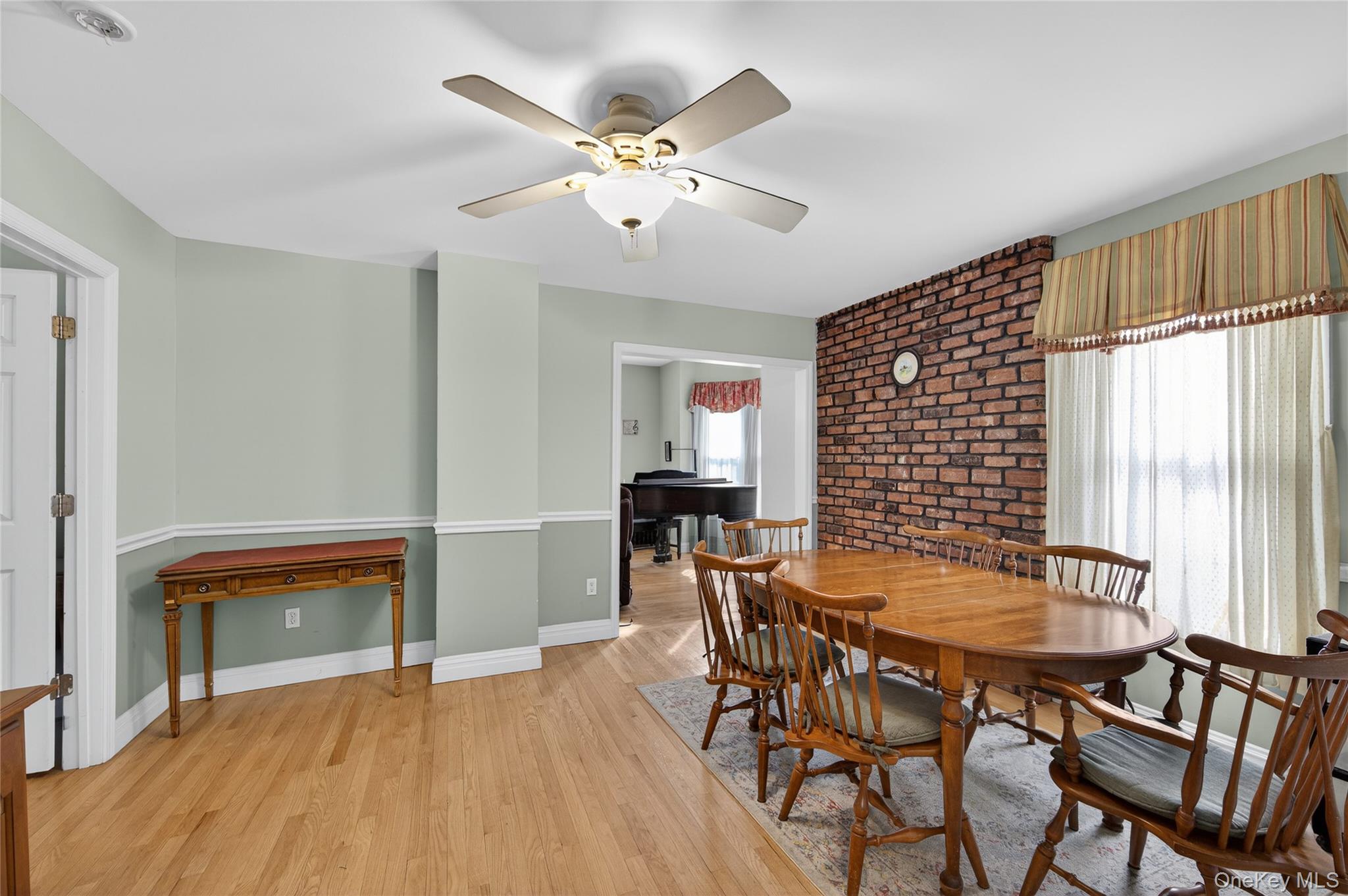 #11 photo, 46 Monell Avenue, Islip , NY 11751