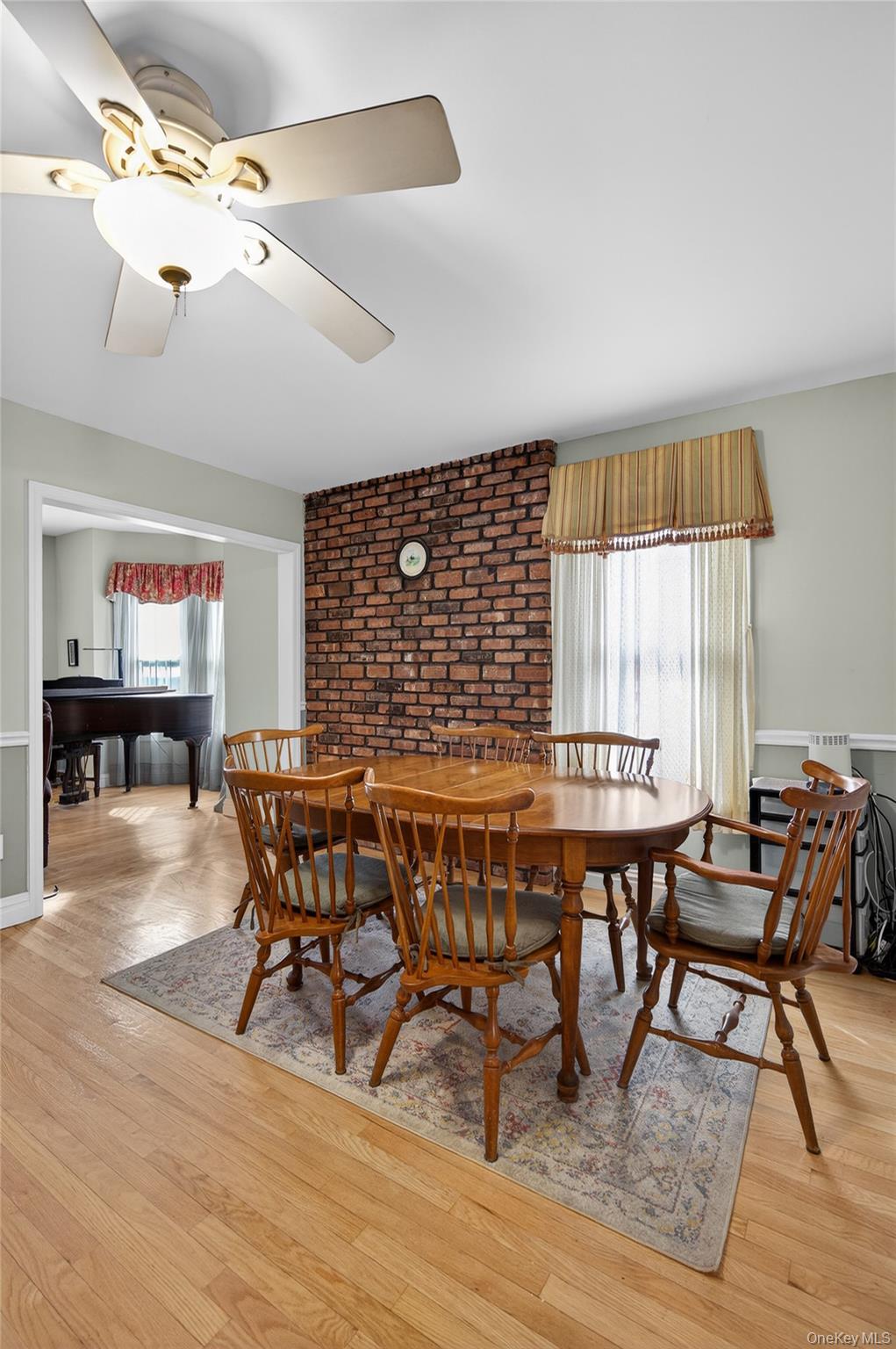 #12 photo, 46 Monell Avenue, Islip , NY 11751