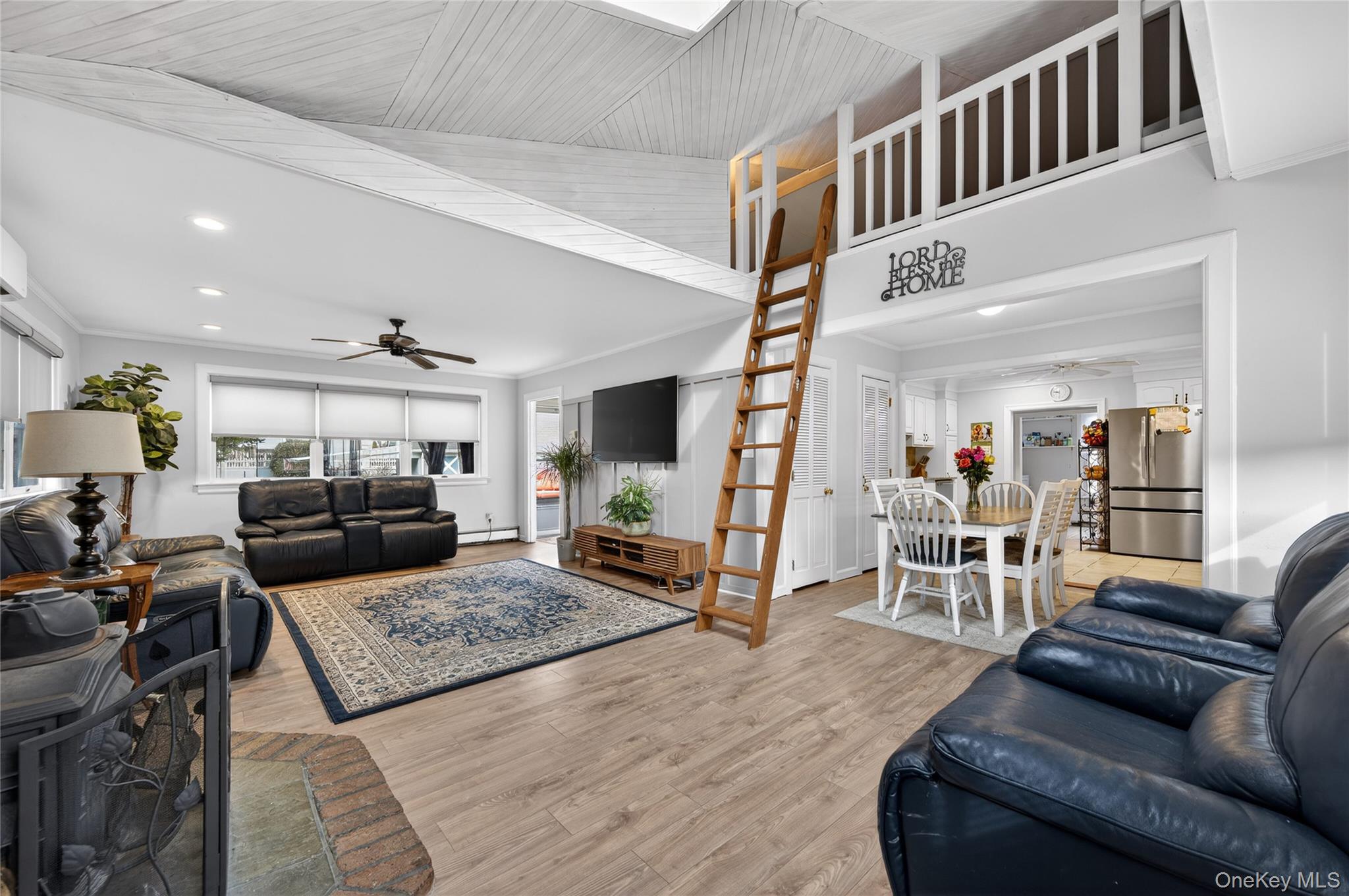 #13 photo, 46 Monell Avenue, Islip , NY 11751