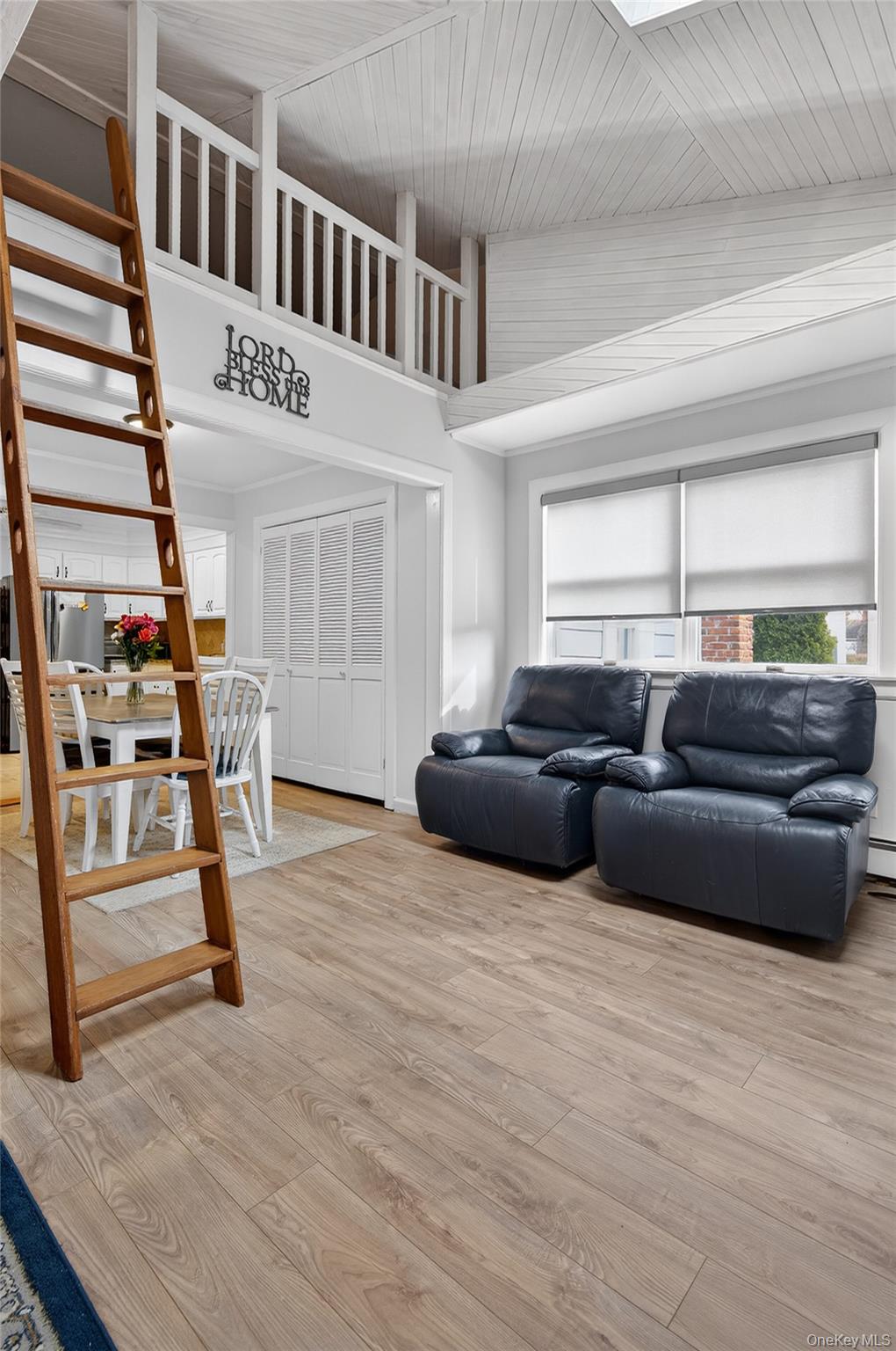 #17 photo, 46 Monell Avenue, Islip , NY 11751