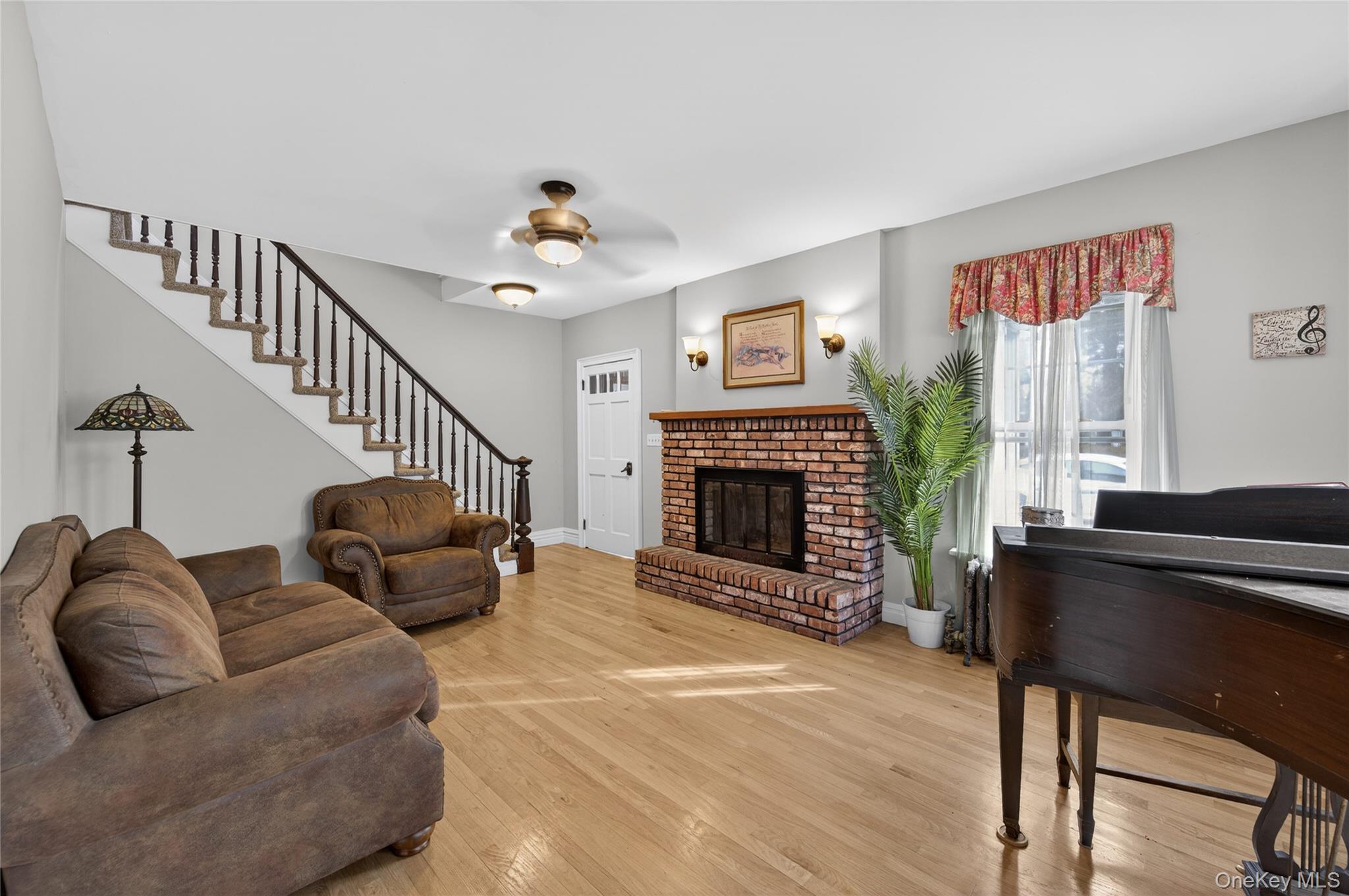 #6 photo, 46 Monell Avenue, Islip , NY 11751