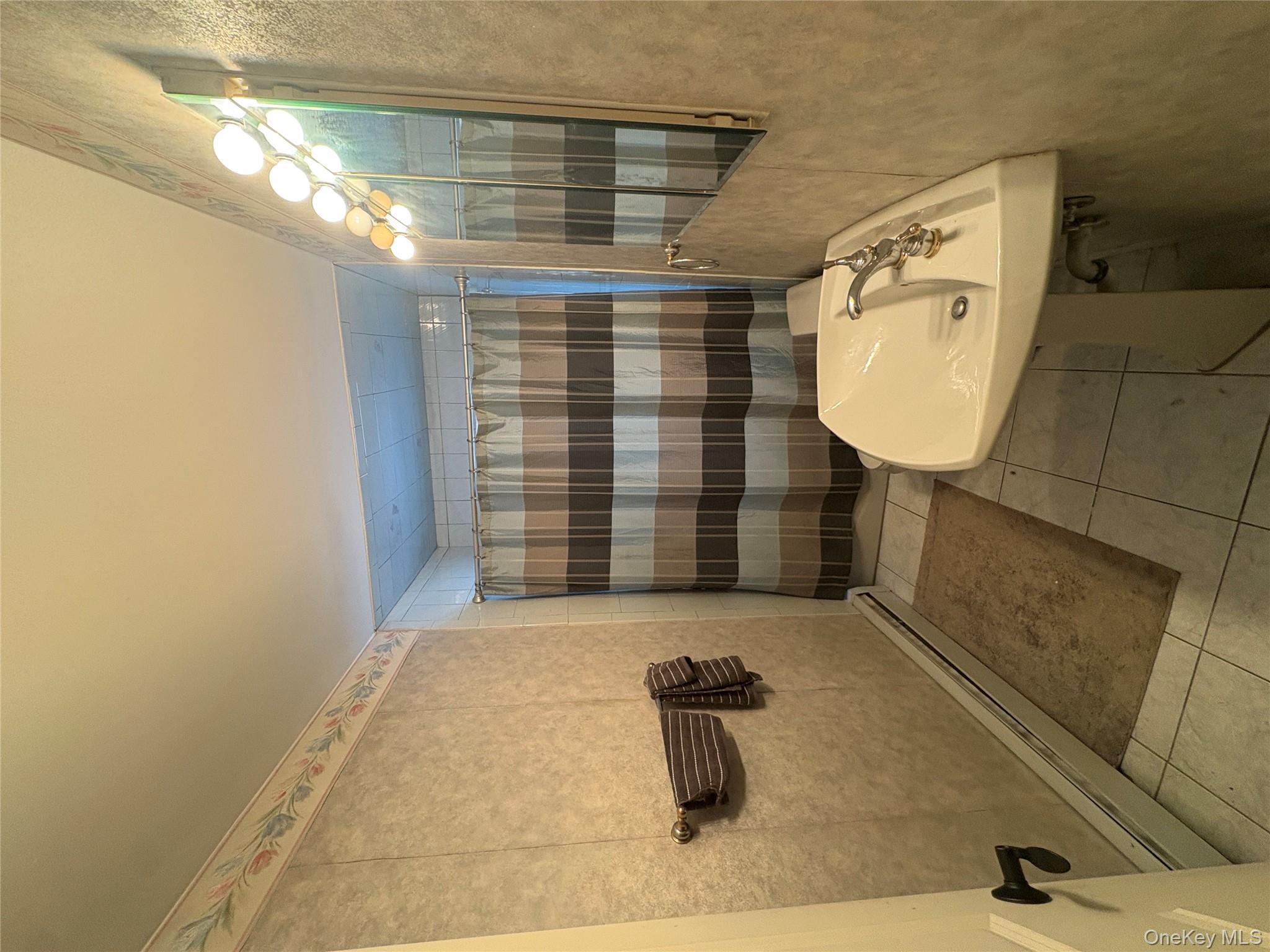 #10 photo, 4429 Express Drive, সাফোক কাউন্টি Ronkonkoma , NY 11779