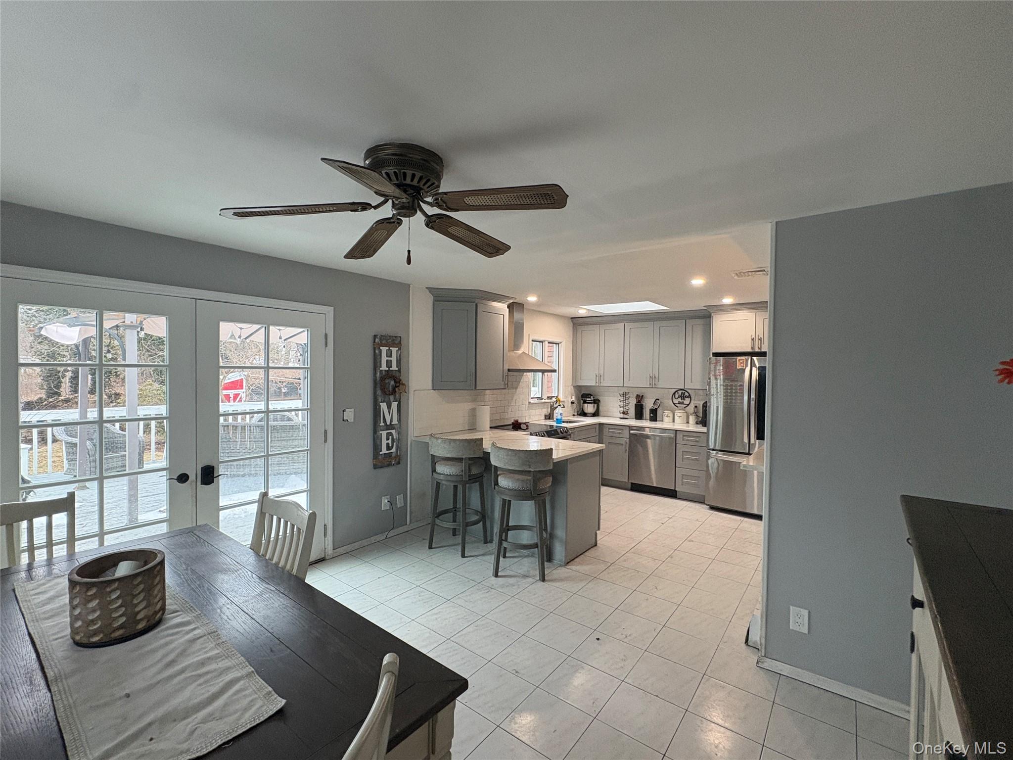 #3 photo, 4429 Express Drive, সাফোক কাউন্টি Ronkonkoma , NY 11779