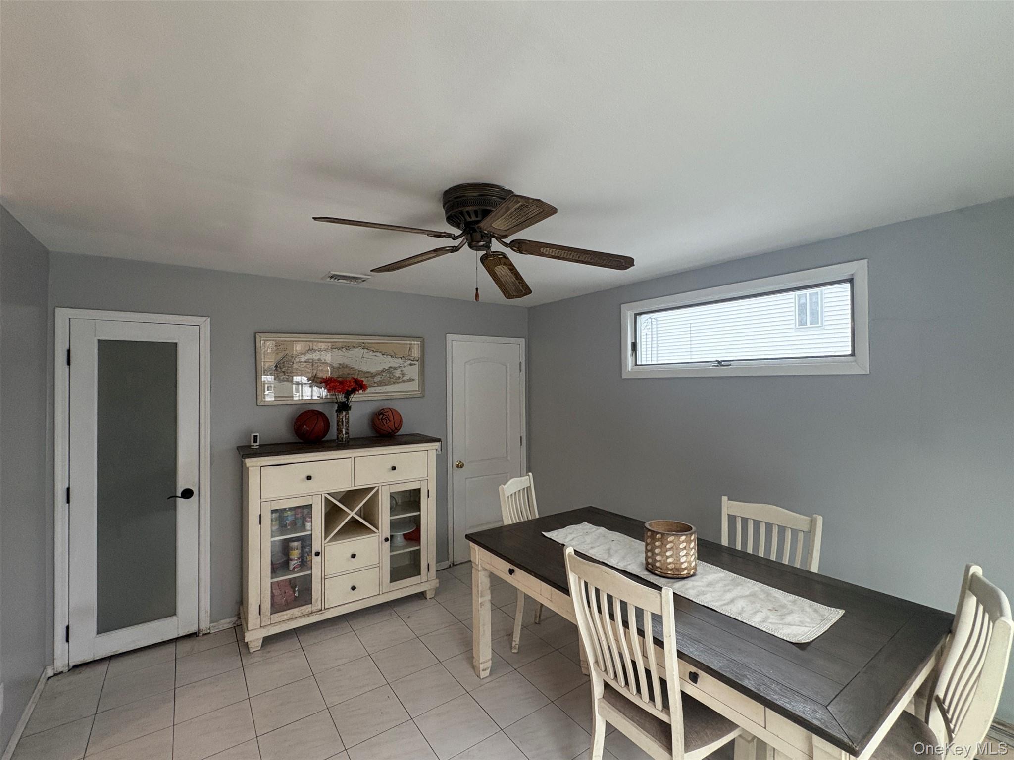 #4 photo, 4429 Express Drive, সাফোক কাউন্টি Ronkonkoma , NY 11779