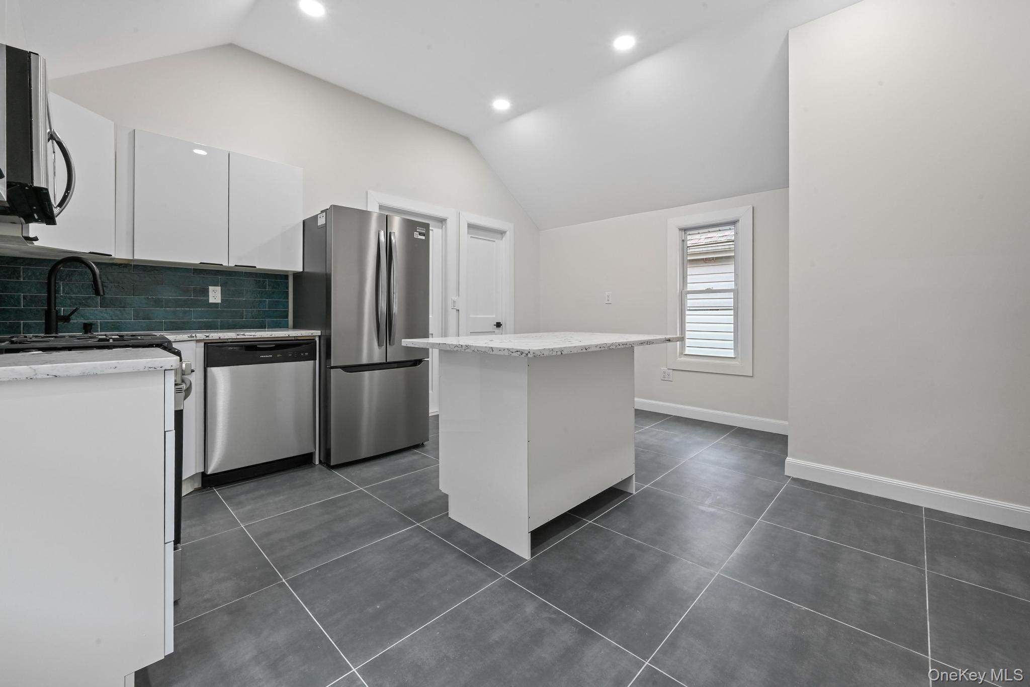 #15 photo, 107-32 108th Street, 皇后區 Richmond Hill , NY 11419