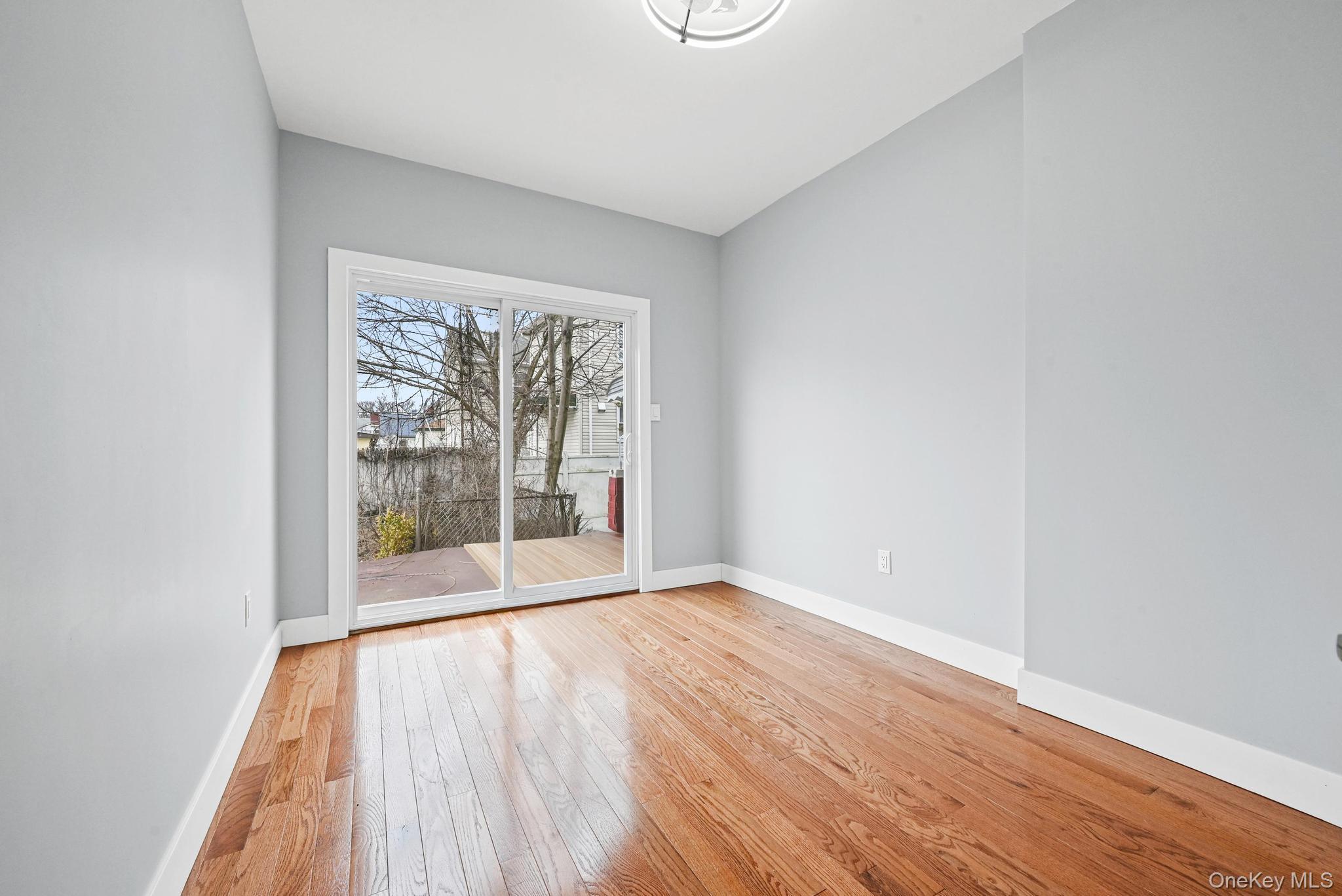 #13 photo, 9210 104th Street, Richmond Hill , NY 11418