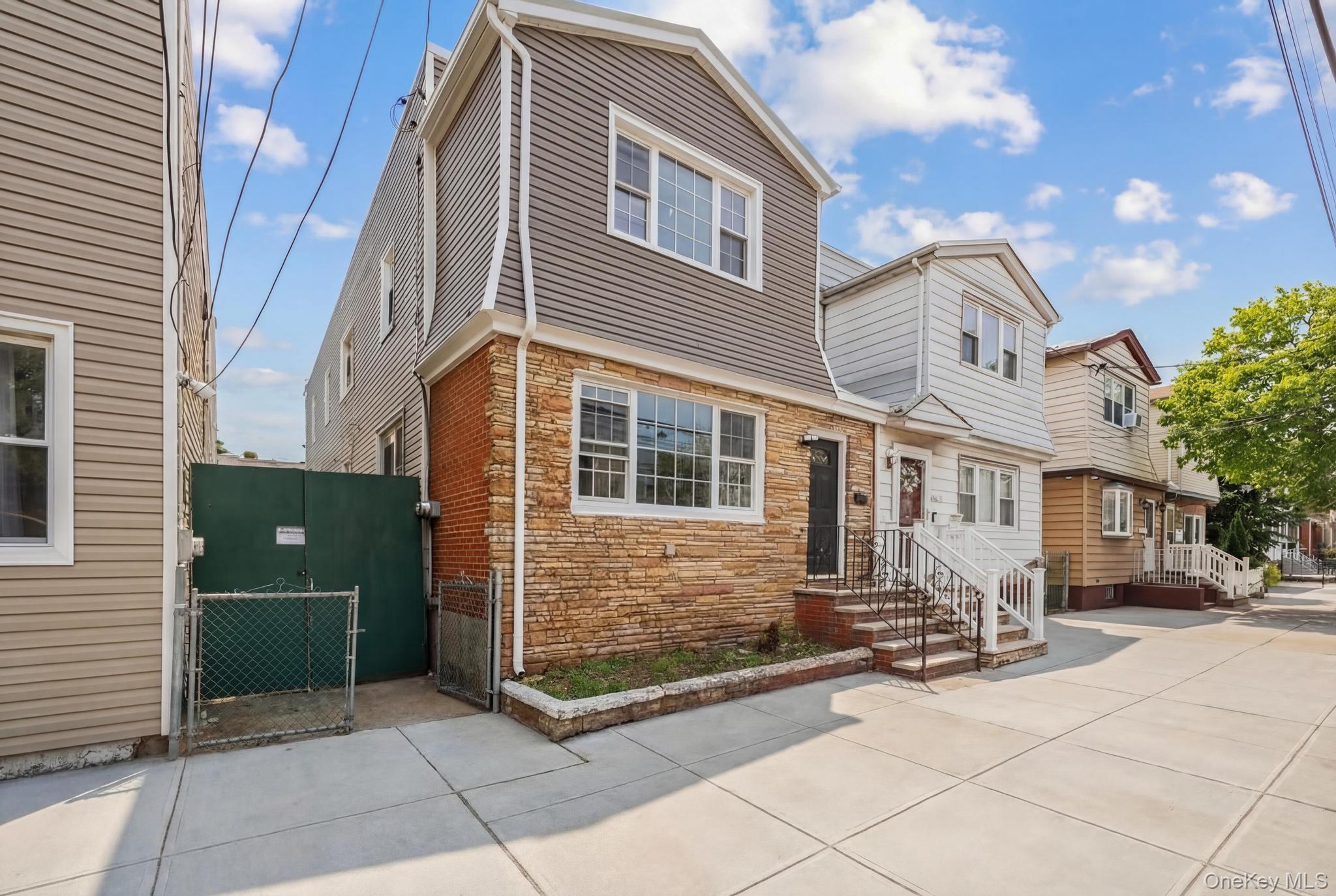 #2 photo, 9210 104th Street, Richmond Hill , NY 11418