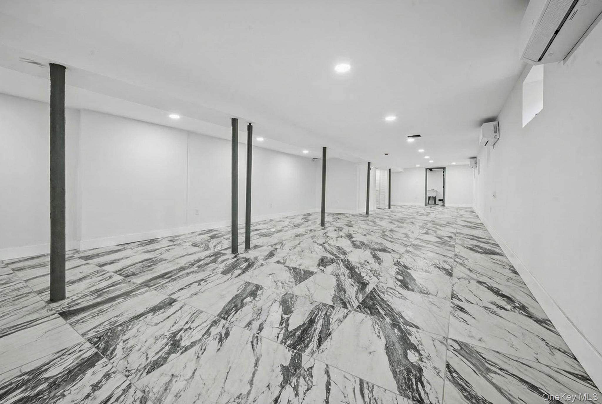 #7 photo, 9210 104th Street, Richmond Hill , NY 11418