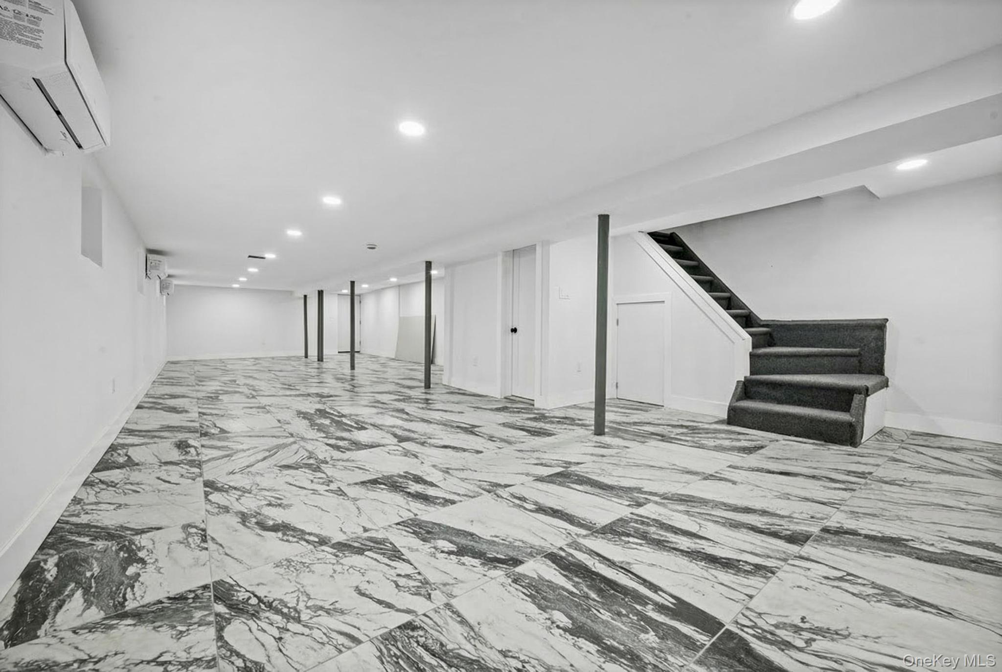 #9 photo, 9210 104th Street, Richmond Hill , NY 11418