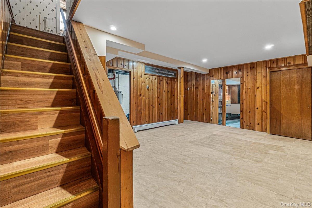 #19 photo, 58-03 212th Street, Bayside , NY 11364