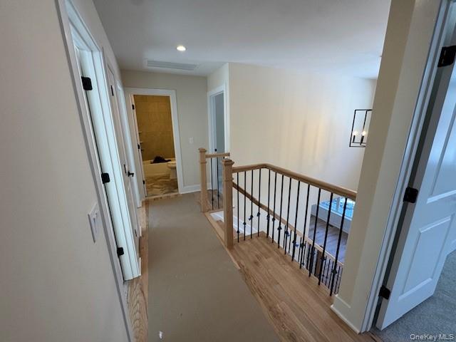 #17 photo, 2384 A N/C Walnut Avenue, সাফোক কাউন্টি Ronkonkoma , NY 11779