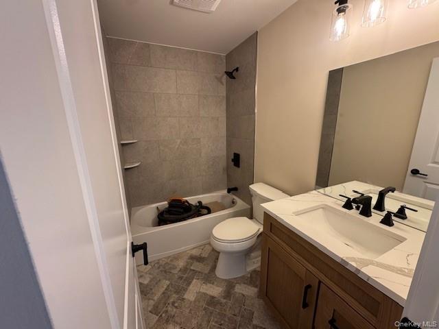 #20 photo, 2384 A N/C Walnut Avenue, সাফোক কাউন্টি Ronkonkoma , NY 11779