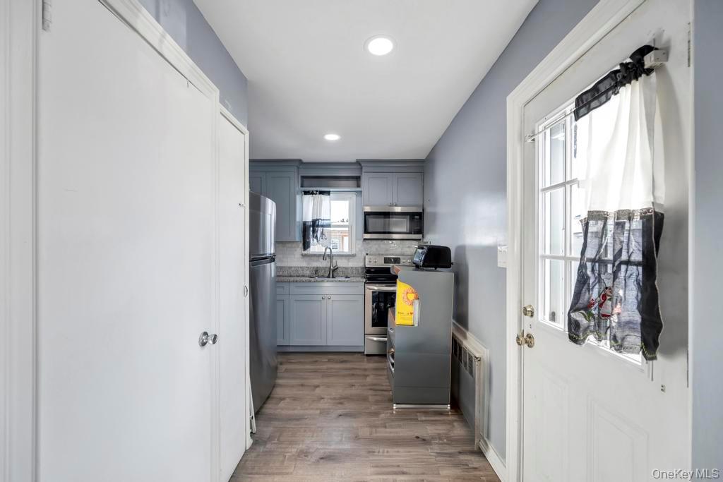 #11 photo, 1333 5th Avenue, Bay Shore , NY 11706