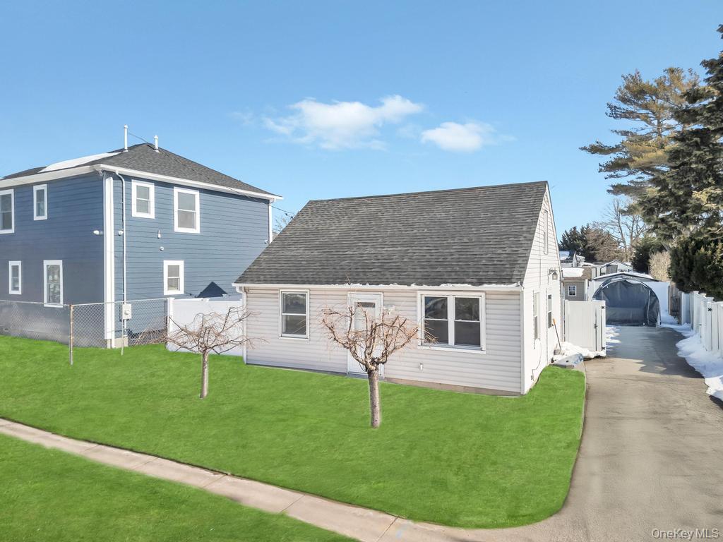 #2 photo, 1333 5th Avenue, Bay Shore , NY 11706