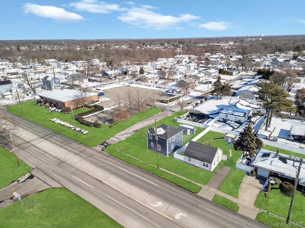 #5 photo, 1333 5th Avenue, Bay Shore , NY 11706