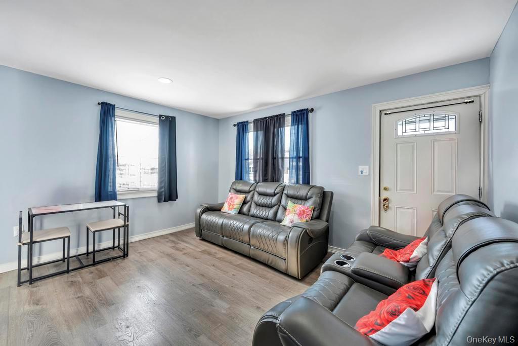 #8 photo, 1333 5th Avenue, Bay Shore , NY 11706