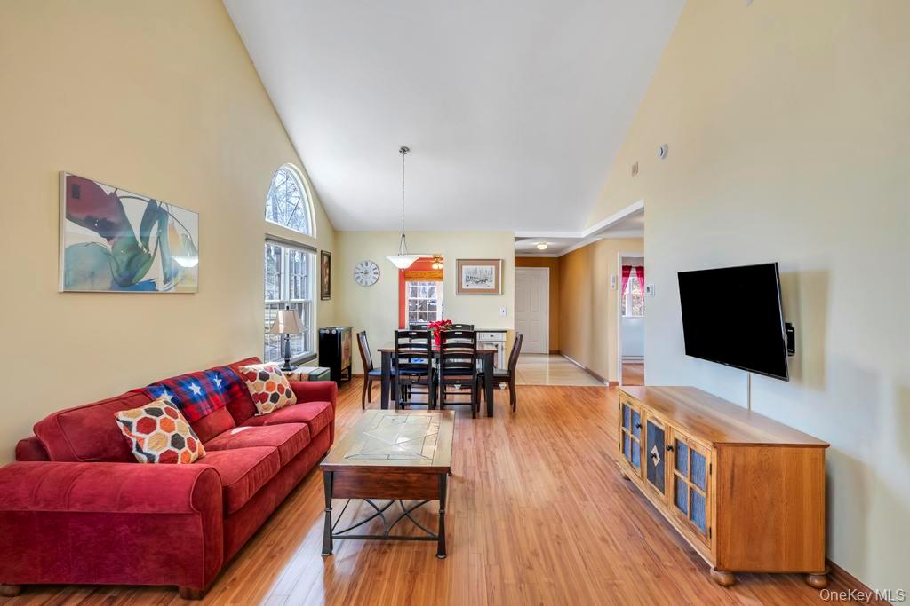 #14 photo, 13 Mallard Path, Coram , NY 11727