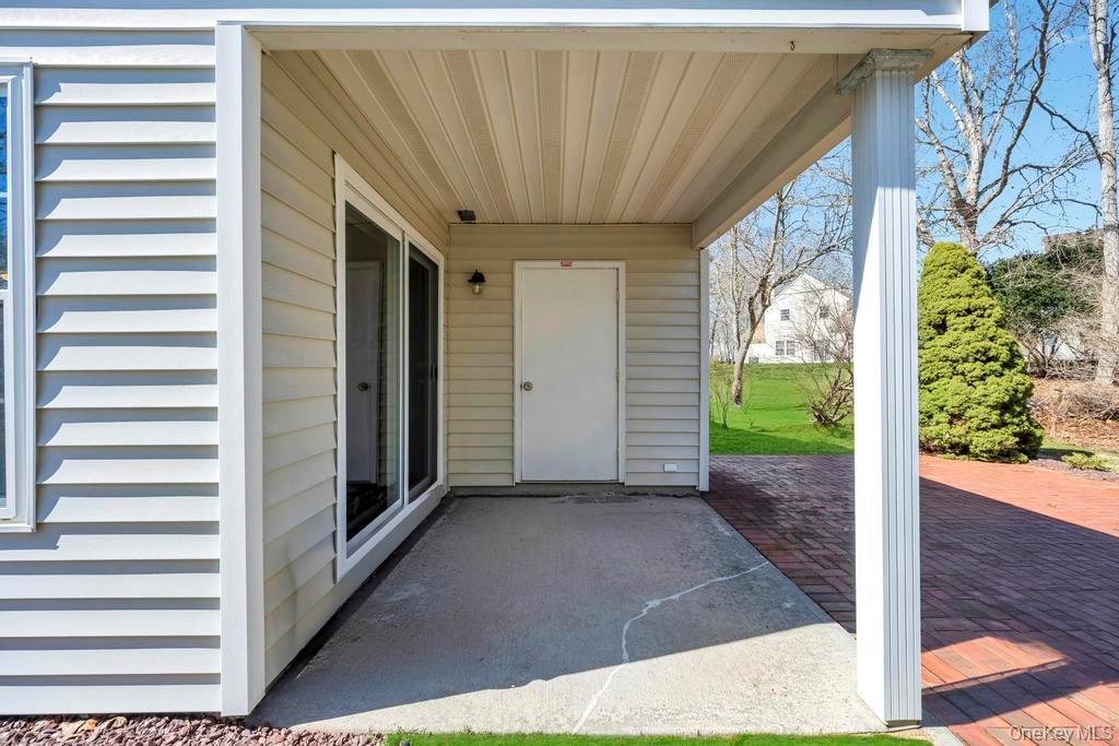 #5 photo, 13 Mallard Path, Coram , NY 11727