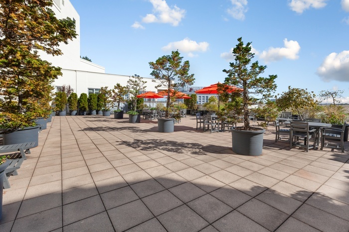 #19 photo, 27-28 Thomson Avenue, Long Island City , NY 11101