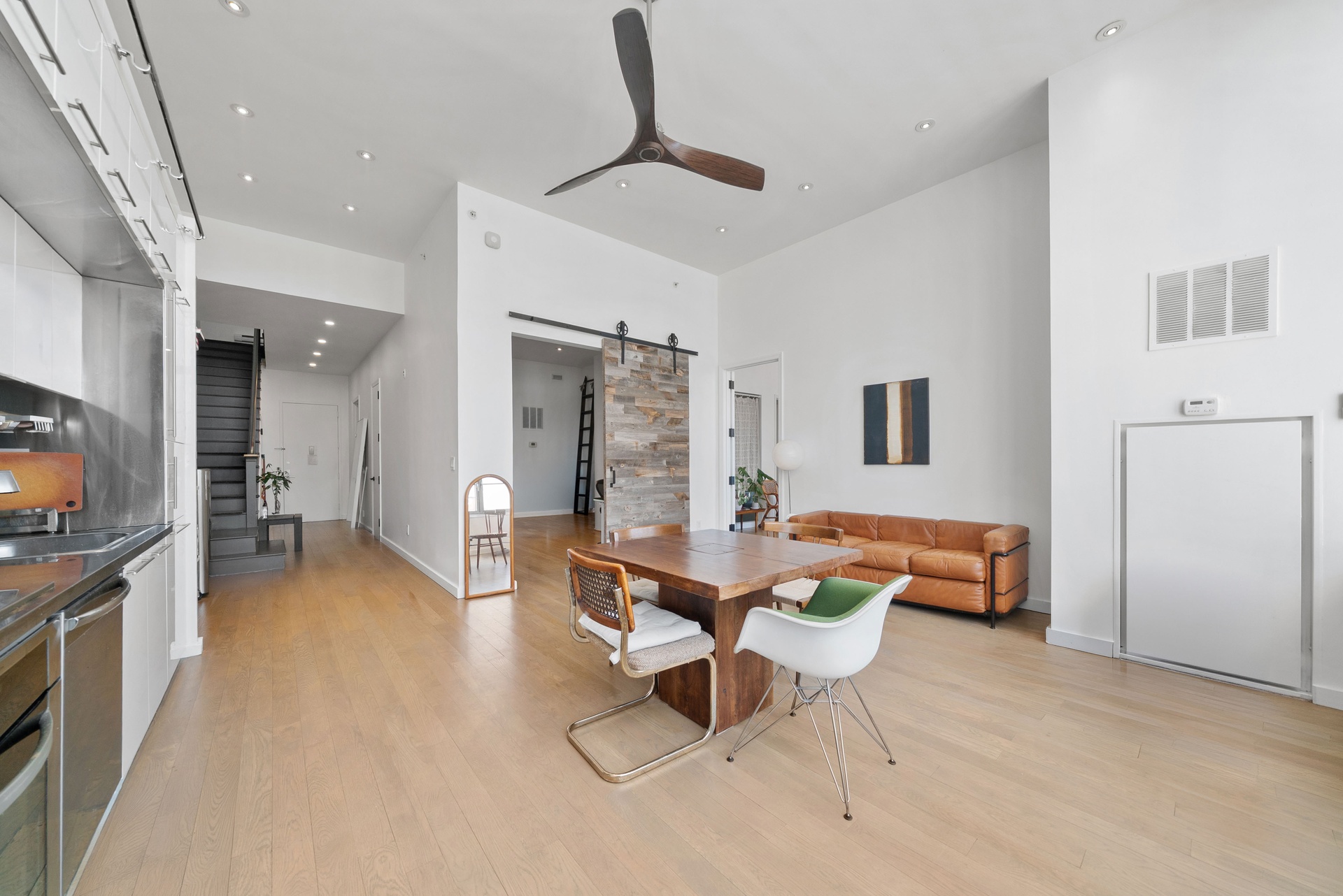 #5 photo, 27-28 Thomson Avenue, Long Island City , NY 11101