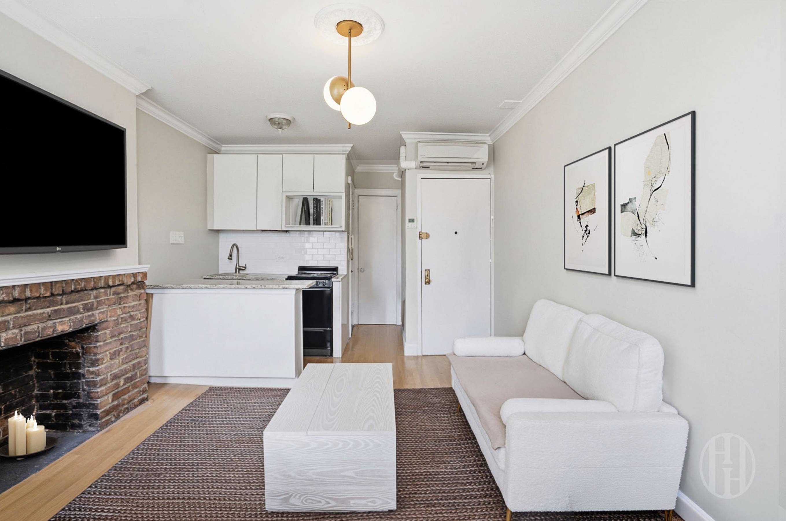 #4 photo, 354 W 12th Street, ম্যানহাটন Greenwich Village , NY 10014-1769